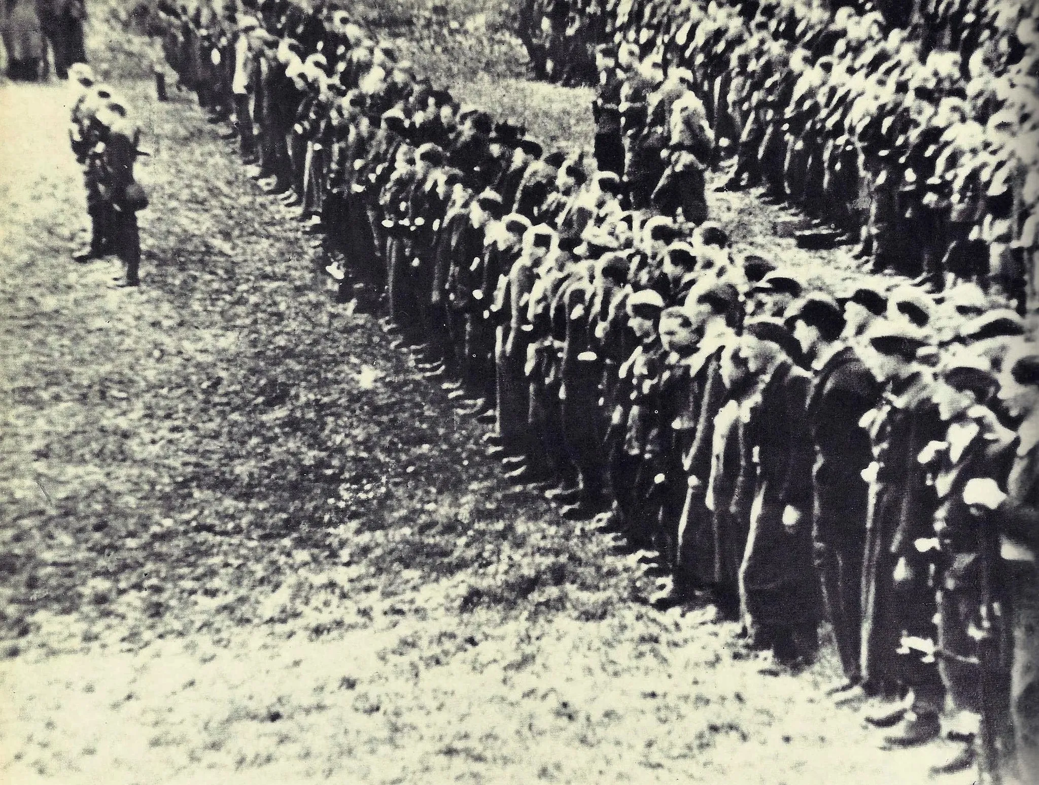 Photo showing: Postroj Rabske brigade na Mašunu.