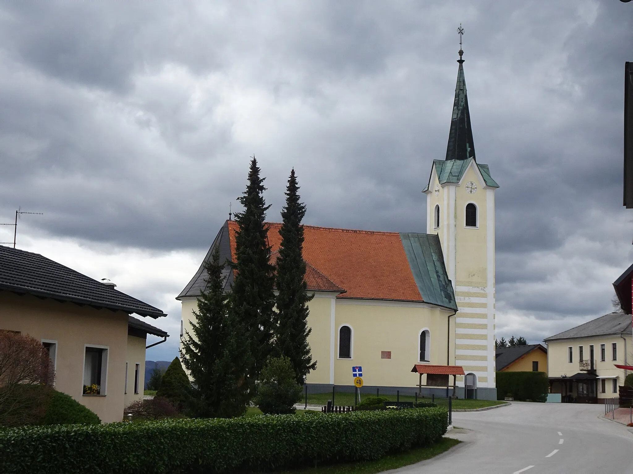 Photo showing: st. Maria Maddalena Parish Church, Dramlje, Slovenia