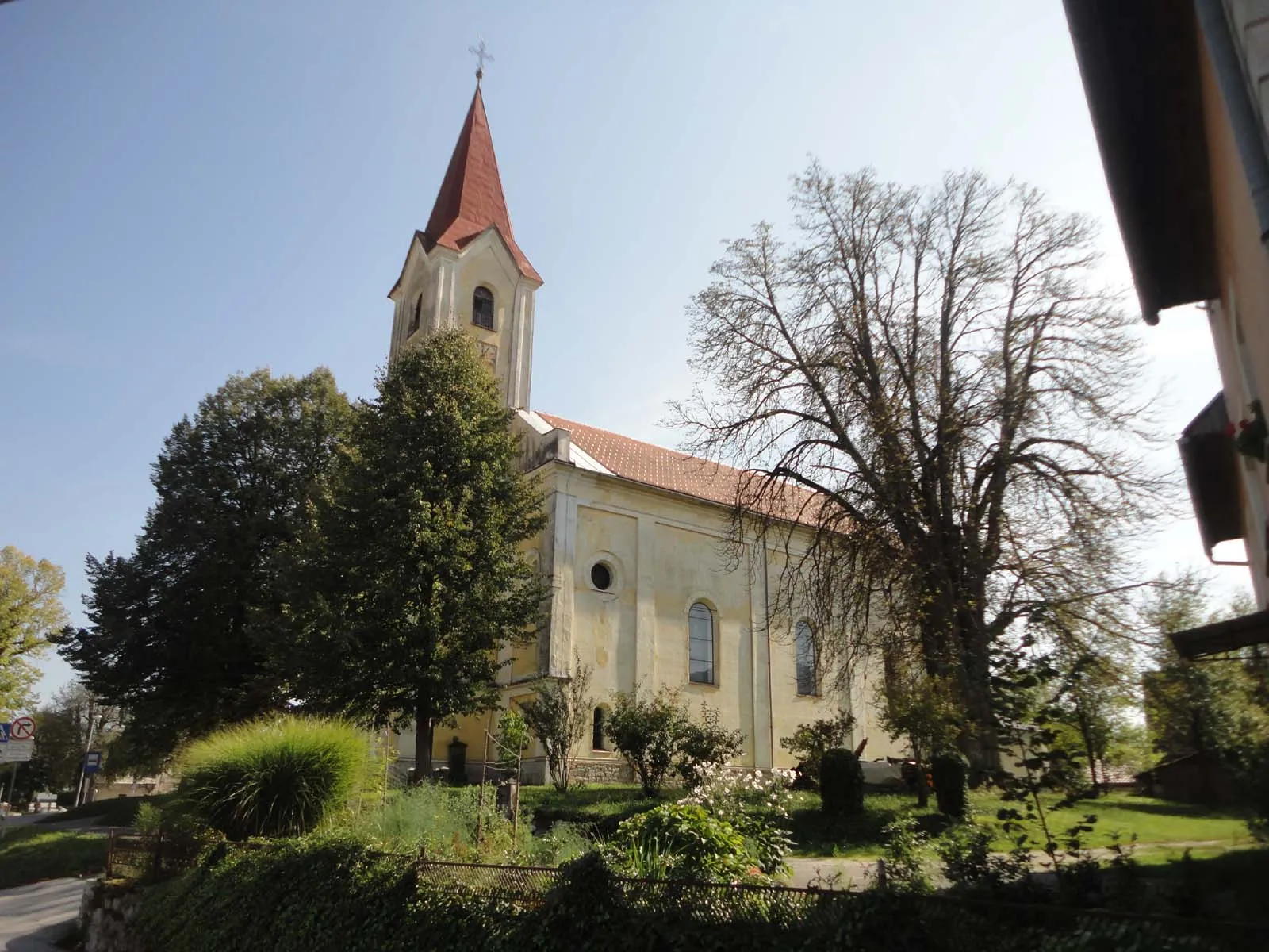 Photo showing: Stara Cerkev pri Kočevju: cerkev