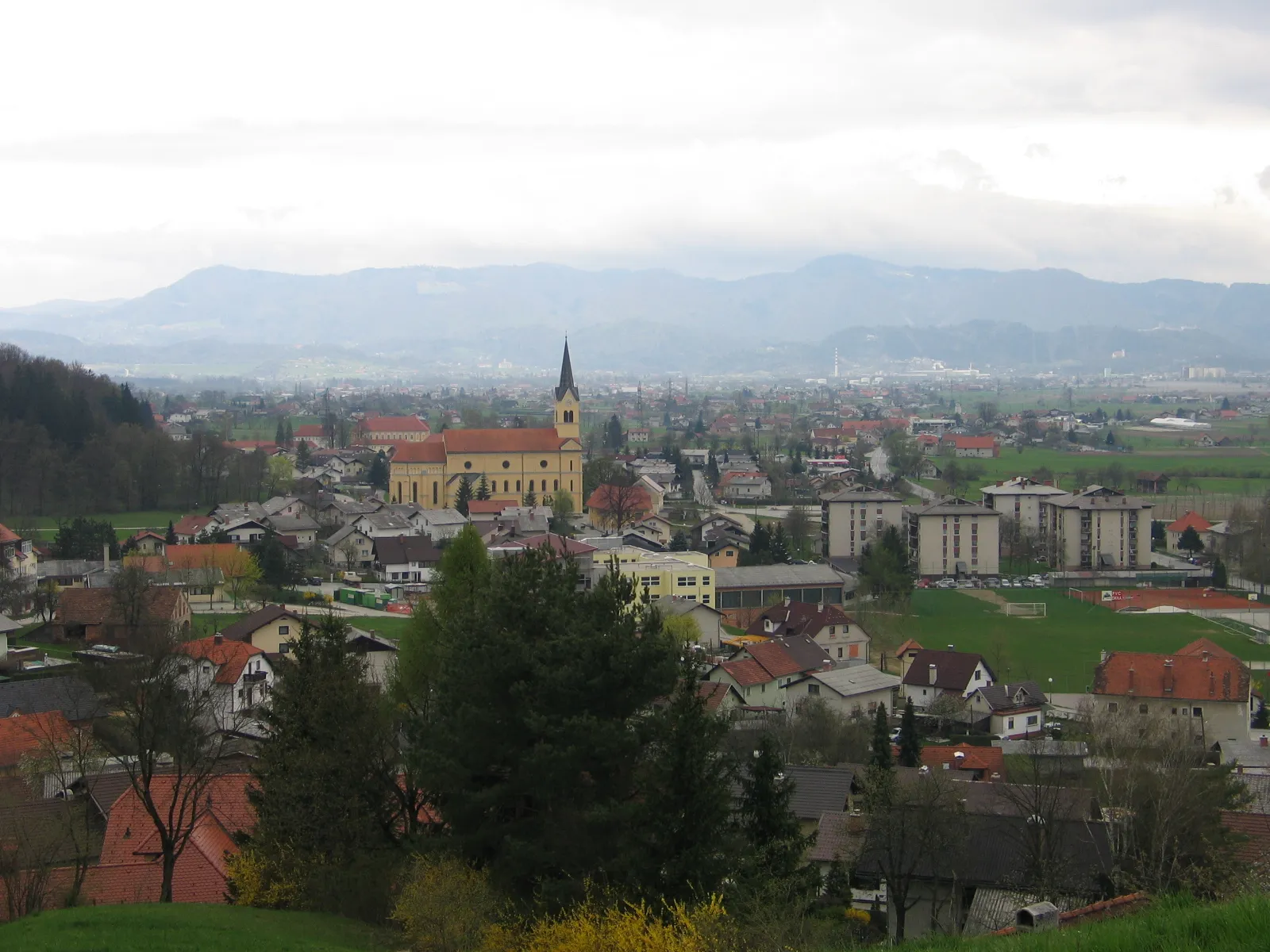 Photo showing: Vojnik, Vojnik, a view towards the south. The city in the background is Celje.