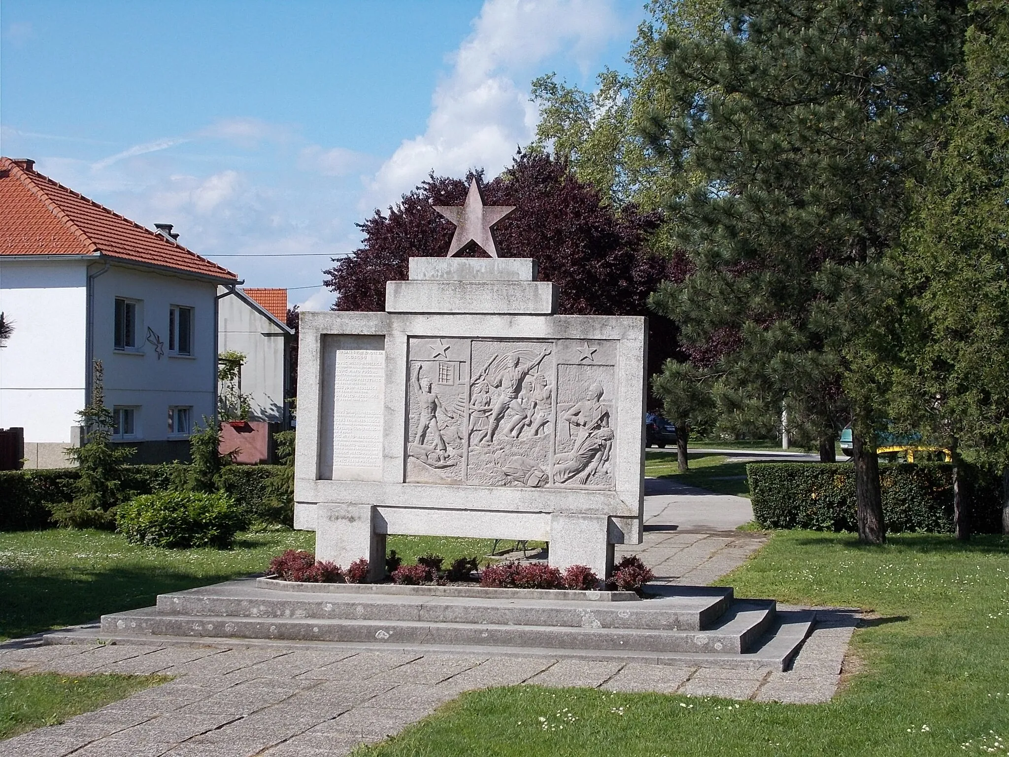 Photo showing: Nedelišće (Drávavásárhely) - második világháborús emlékmű