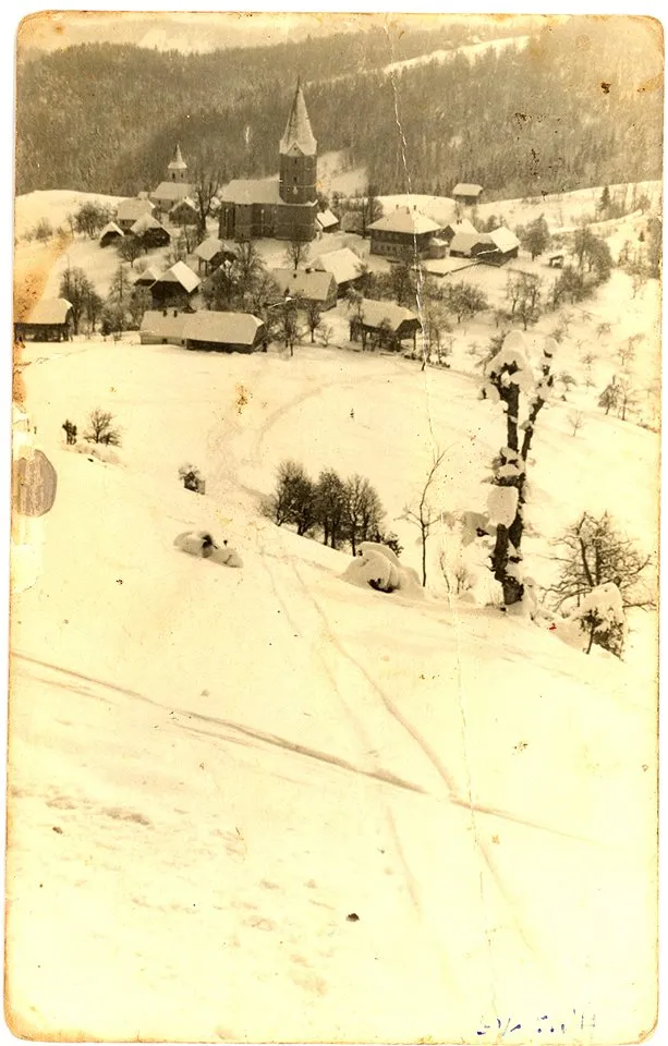 Photo showing: Postcard of Svetina.