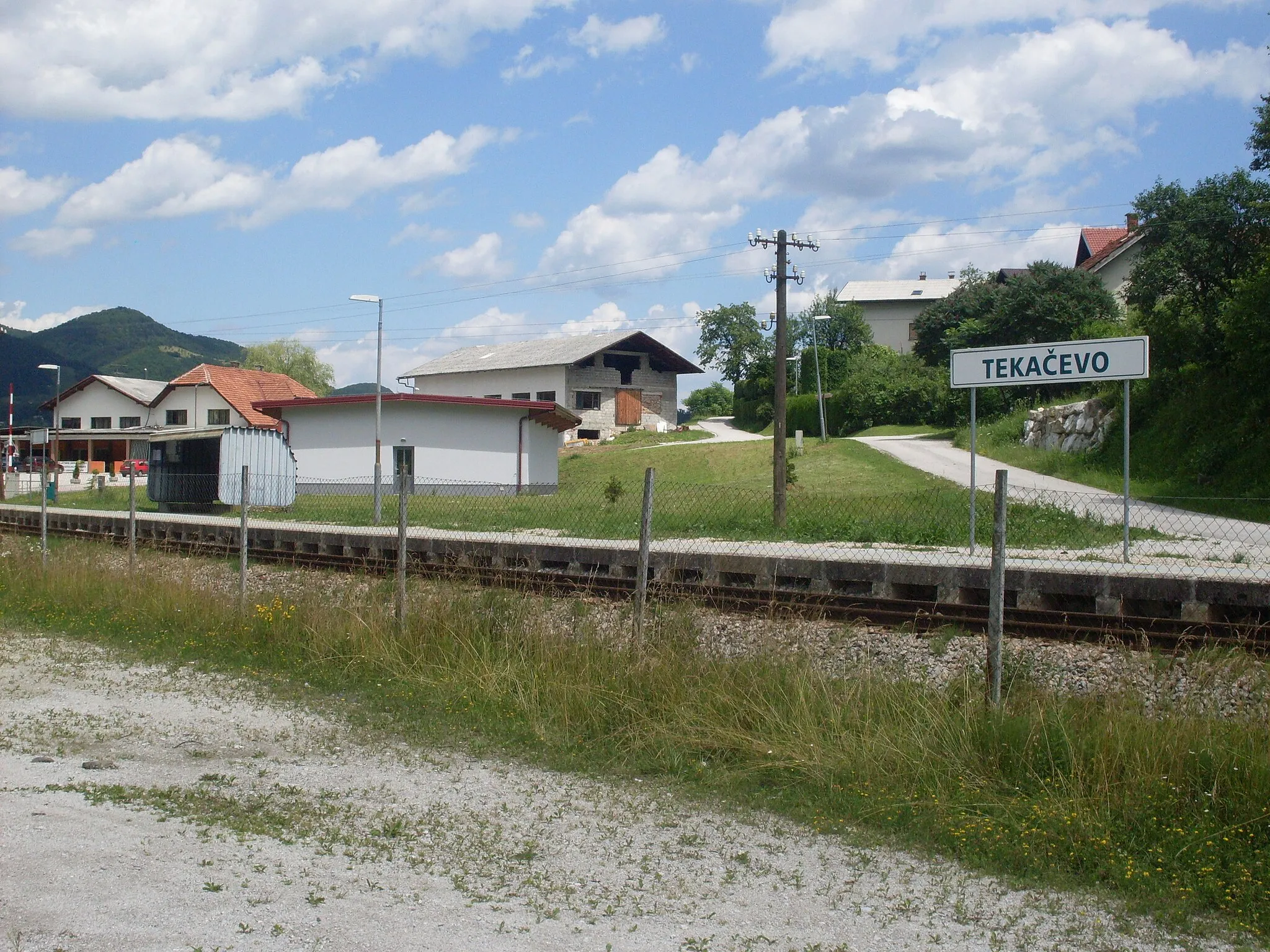Photo showing: Railway halt in Tekačevo (near Rogaška Slatina)