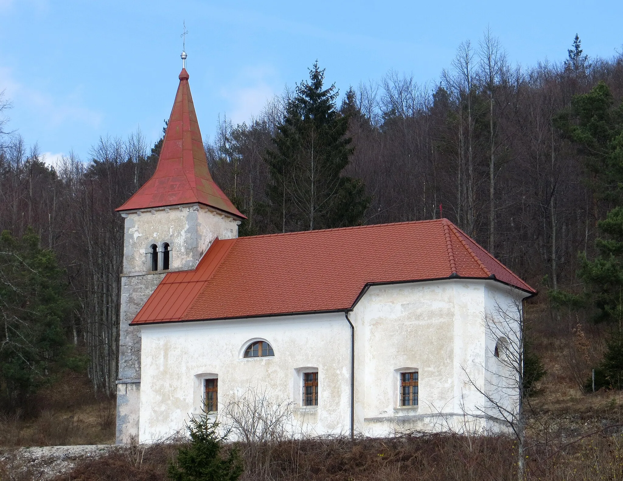 Photo showing: Saint Leonard's Church in Dobec, Municipality of Cerknica, Slovenia