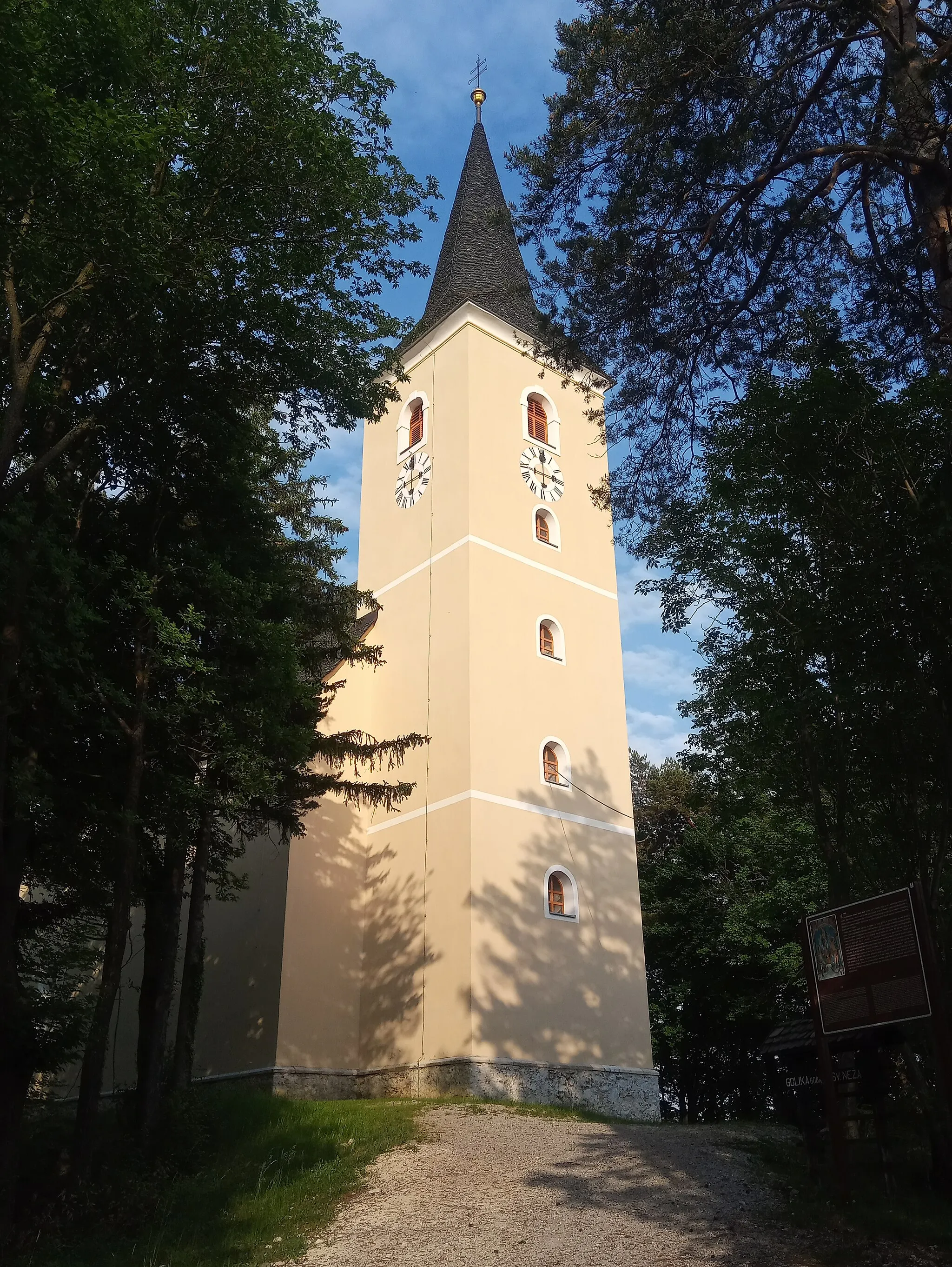 Photo showing: podružnična cerkev sv. Neže, Golika, Brinjeva gora nad Zrečami