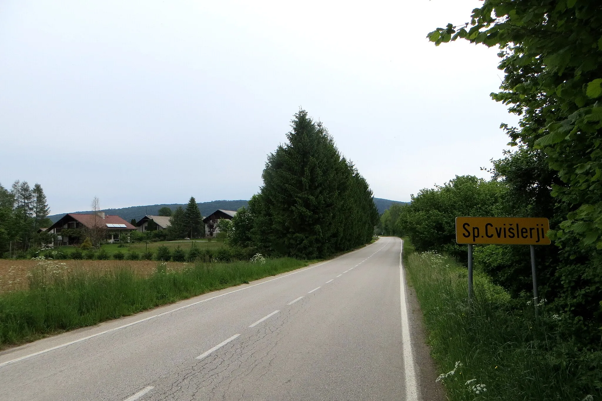 Photo showing: Spodnji Cvišlerji, a hamlet of Cvišlerji, Municipality of Kočevje, Slovenia