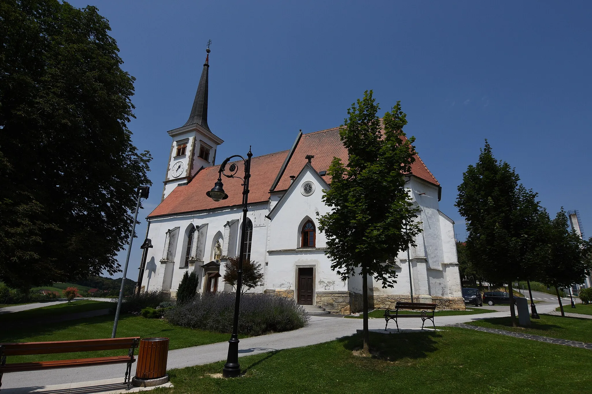 Photo showing: Pfarrkirche St. Lorenz (Juršinci)