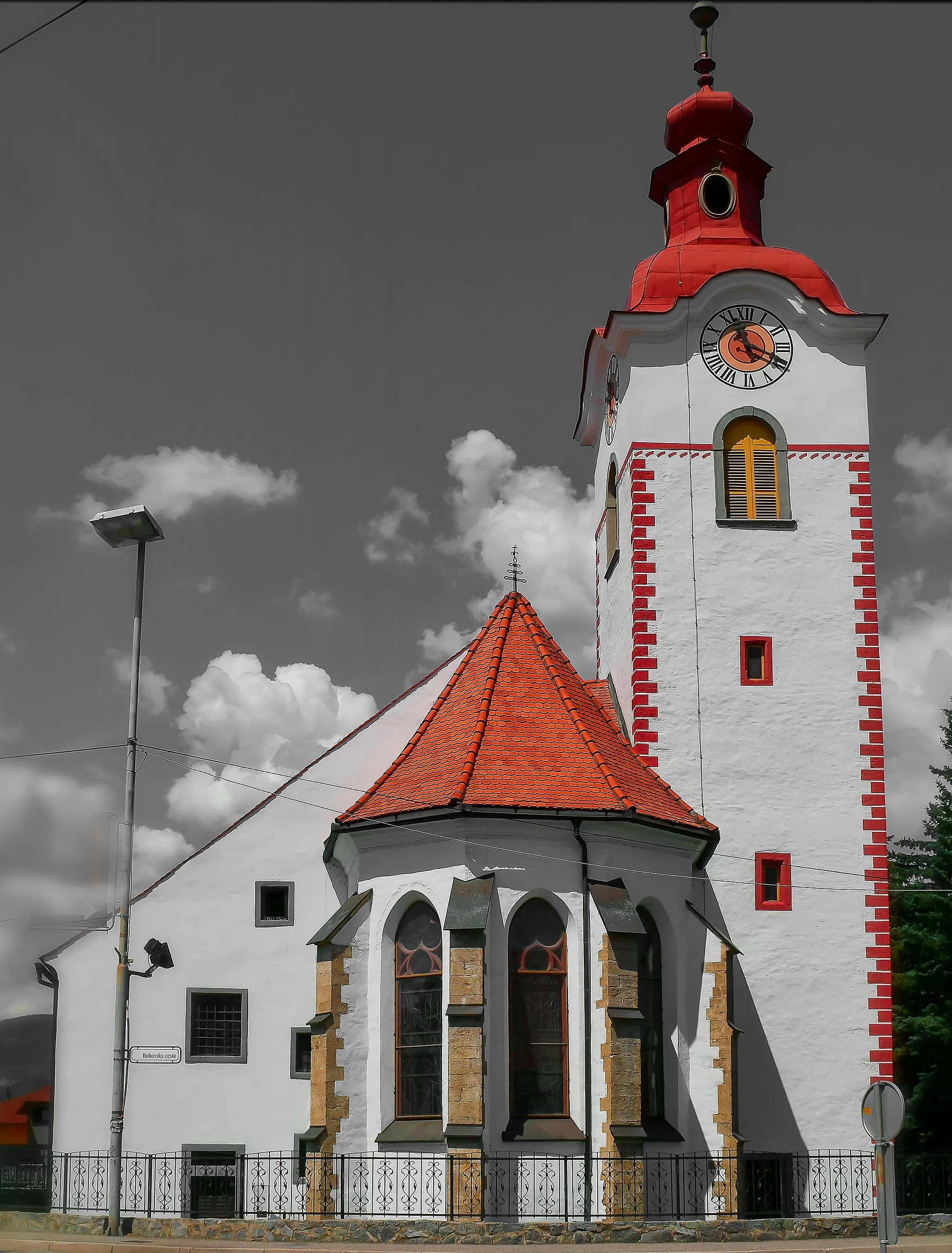 Photo showing: Church in Hoče, Slovenia foto: Grega Pirc
