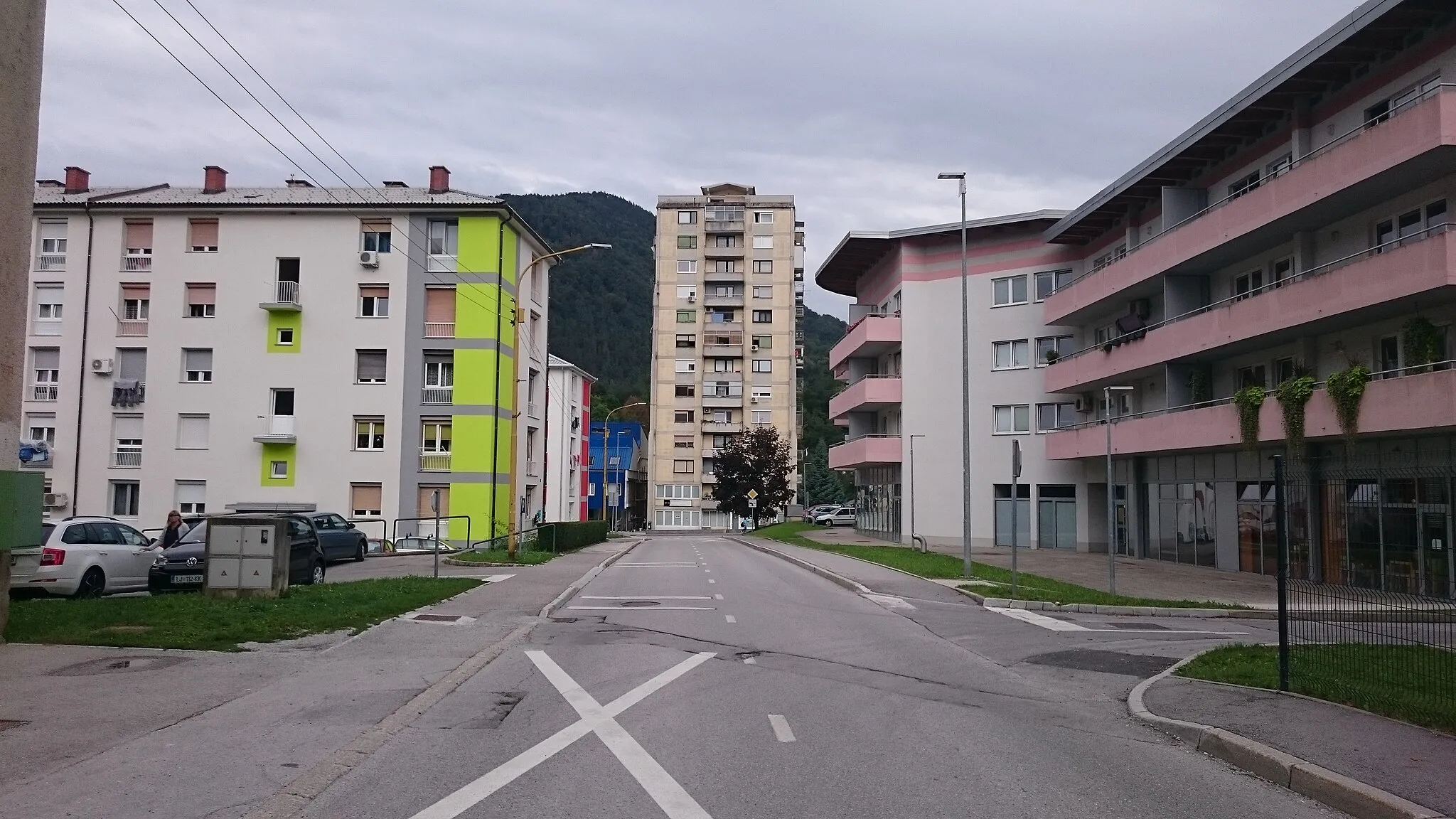 Photo showing: View of the street "Log" in Hrastnik