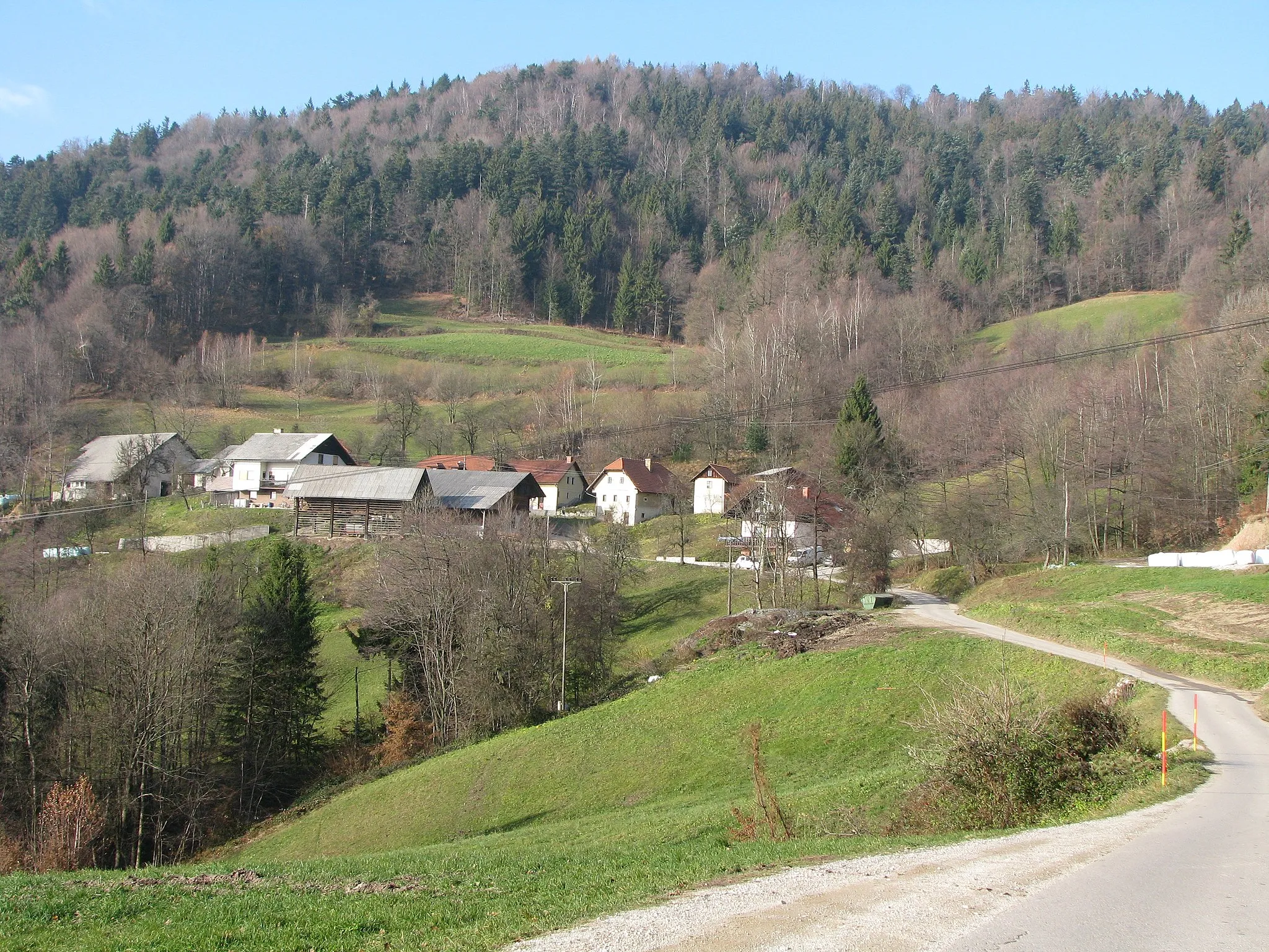 Photo showing: Zgornje Svine, hamlet of Knezdol village