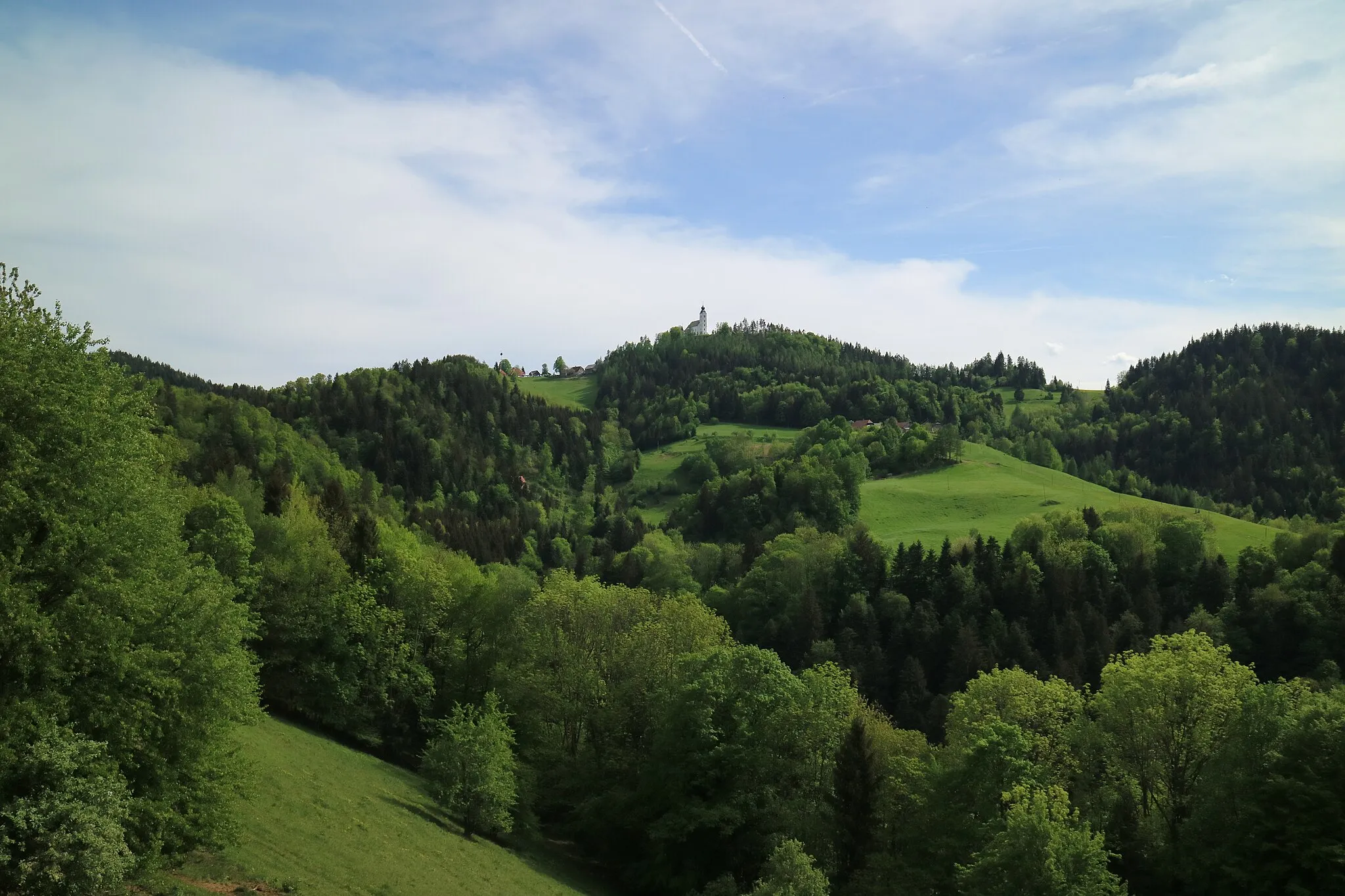 Photo showing: Sveti Duh na Ostrem vrhu (Heiligengeist am Osterberg) von Norden