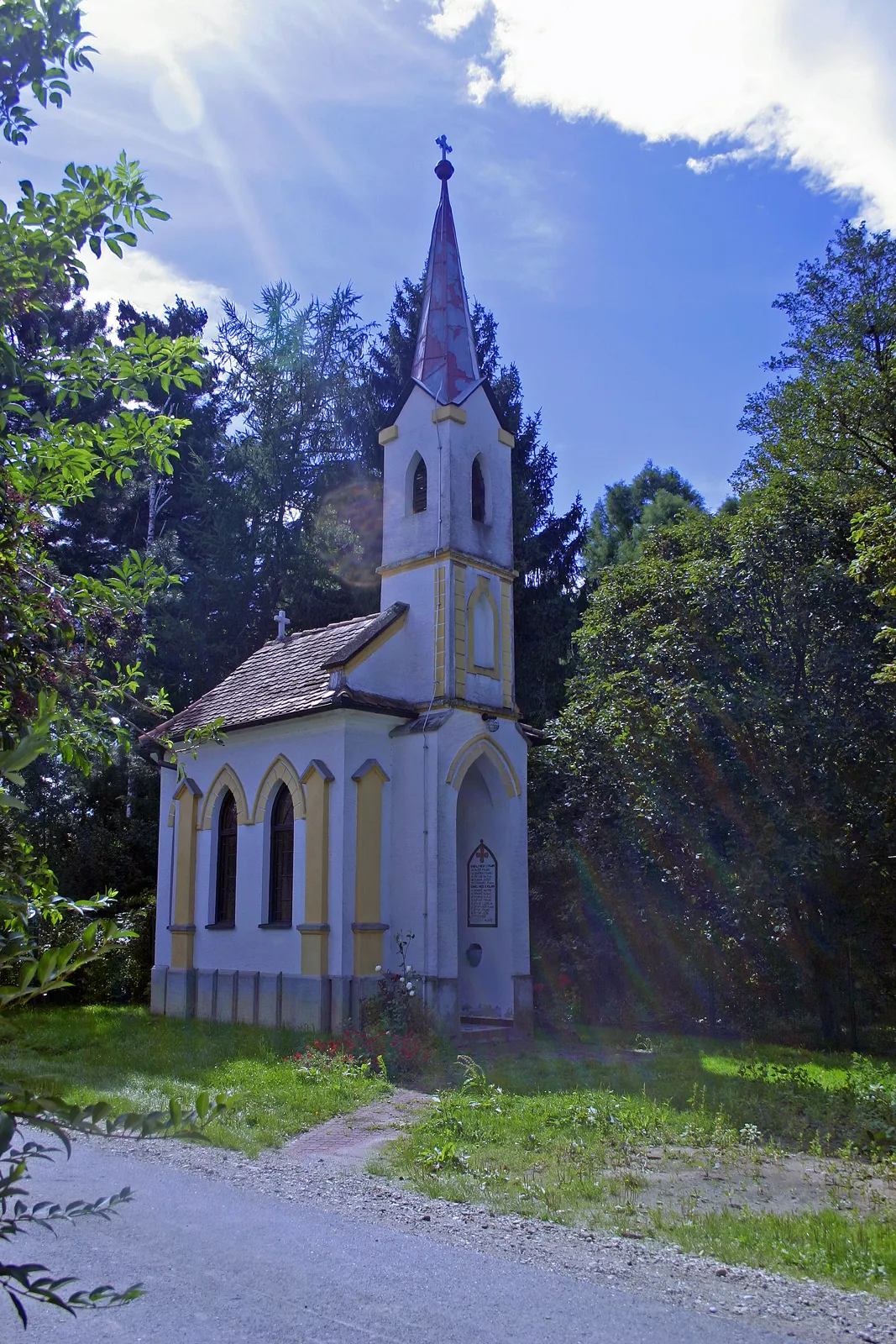 Photo showing: Chapel  v  Petanjcih  Slovenia