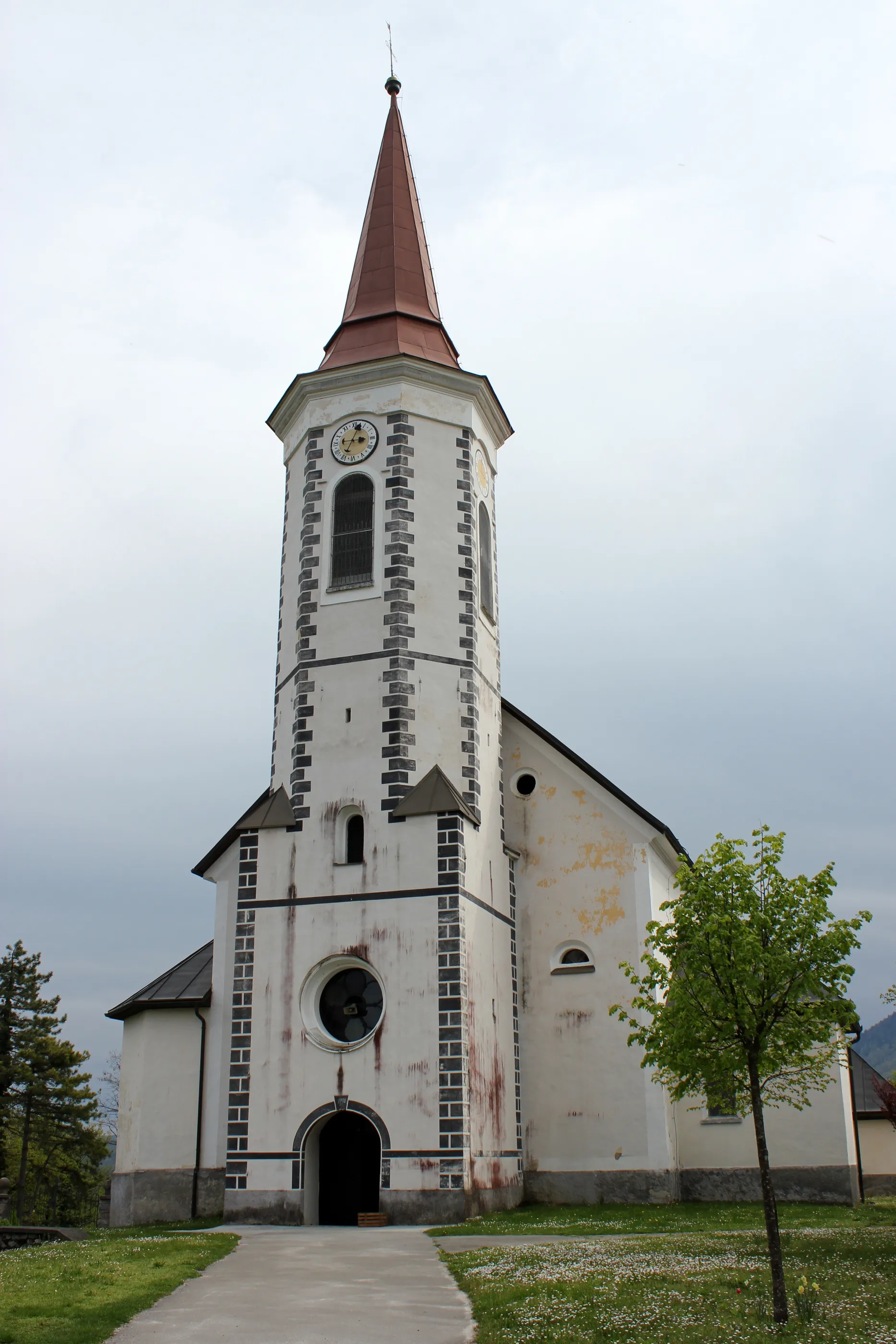 Photo showing: Kirche des Hlg. Josef in Stari trg ob Kolpi, Gemeinde Črnomelj, Slowenien.