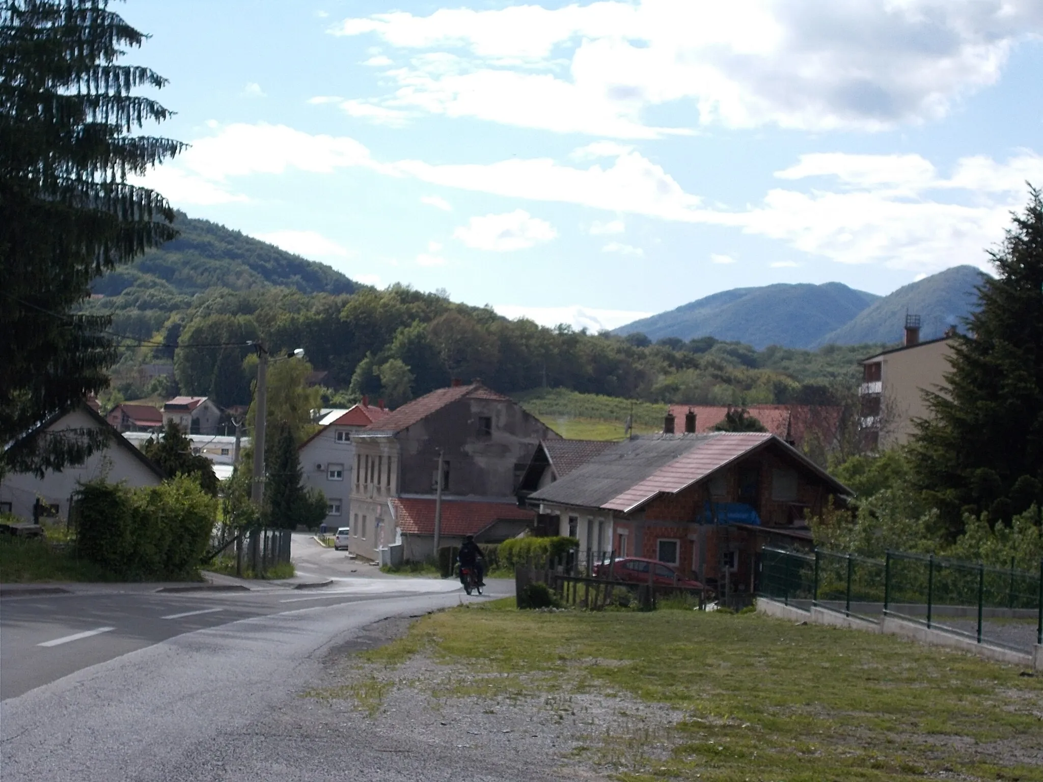 Photo showing: Novi Golubovec - utcarészlet