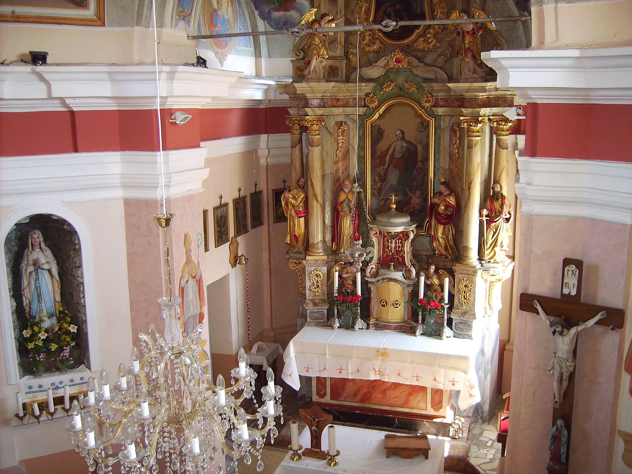 Photo showing: Altar in der Kirche Božakovo