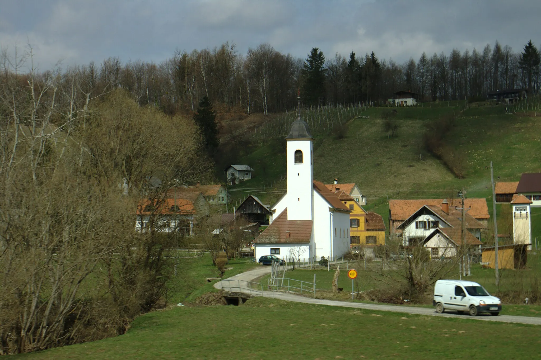 Photo showing: View of the main church in the village of Zakl, Southeastern Slovenia