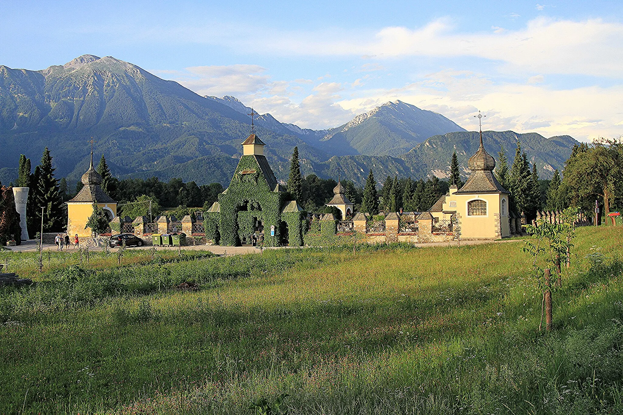 Photo showing: Bled Cemetery Slovenia