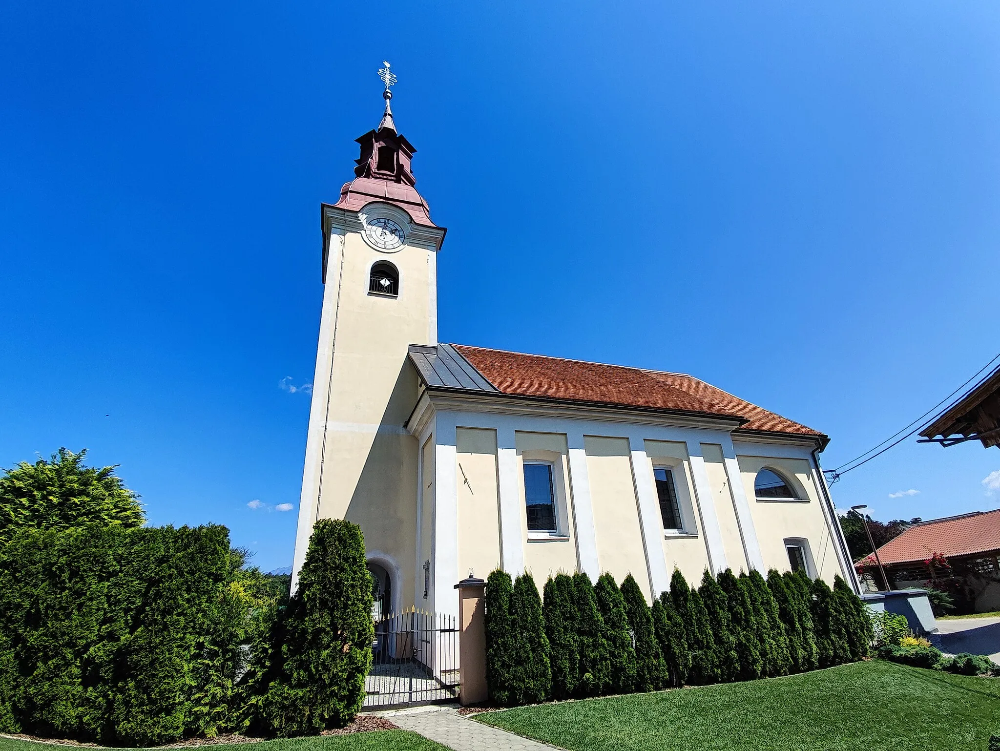 Photo showing: St. Nicholas's church in Zapoge.