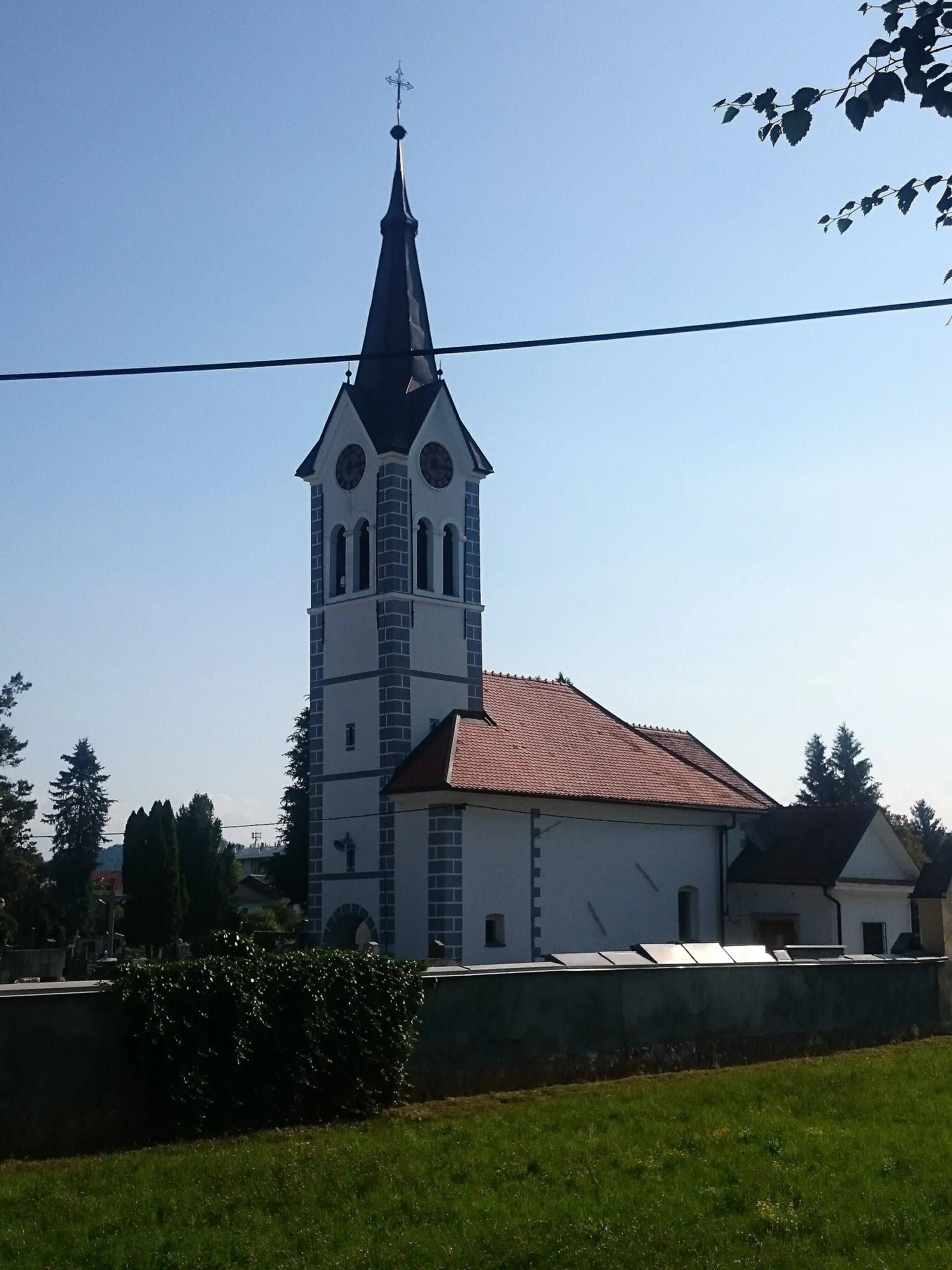 Photo showing: Sts. Simon and Jude church, located at the cemetery in Ljubljana's district of Vič.