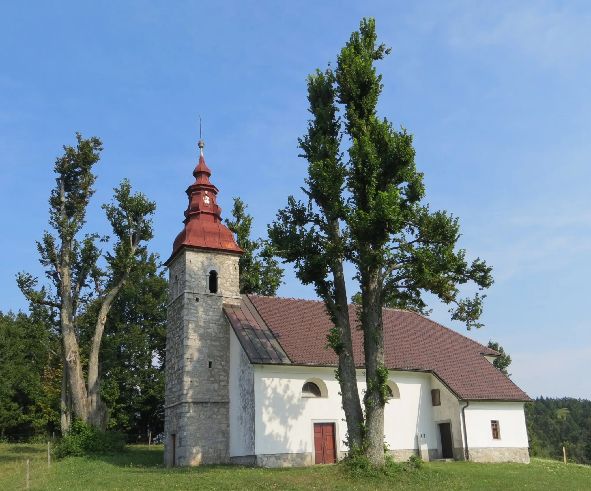 Photo showing: Saint Stephen's Church in Pokojišče, Municipality of Vrhnika, Slovenia