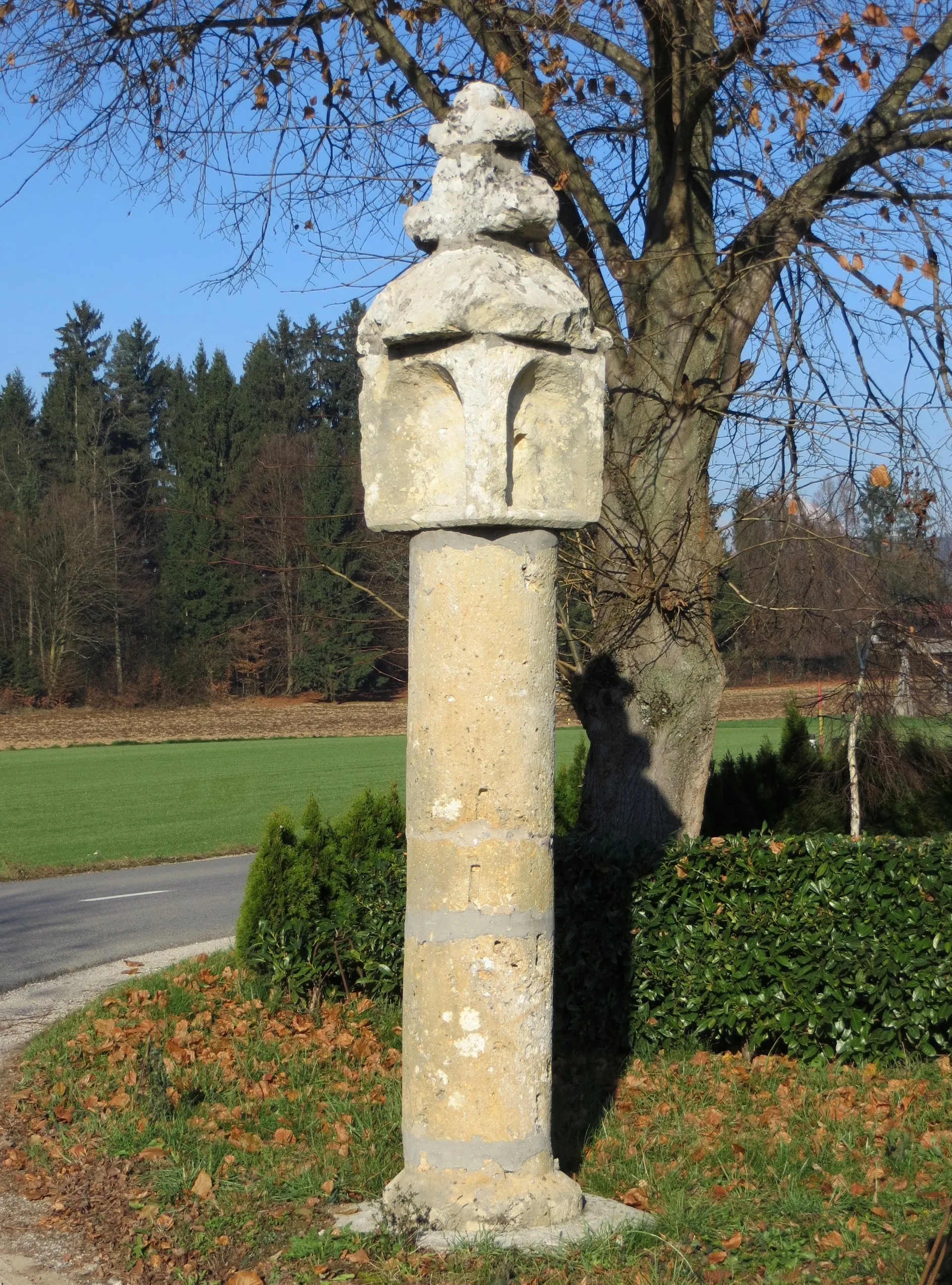 Photo showing: Plague column in Povodje, Municipality of Vodice, Slovenia