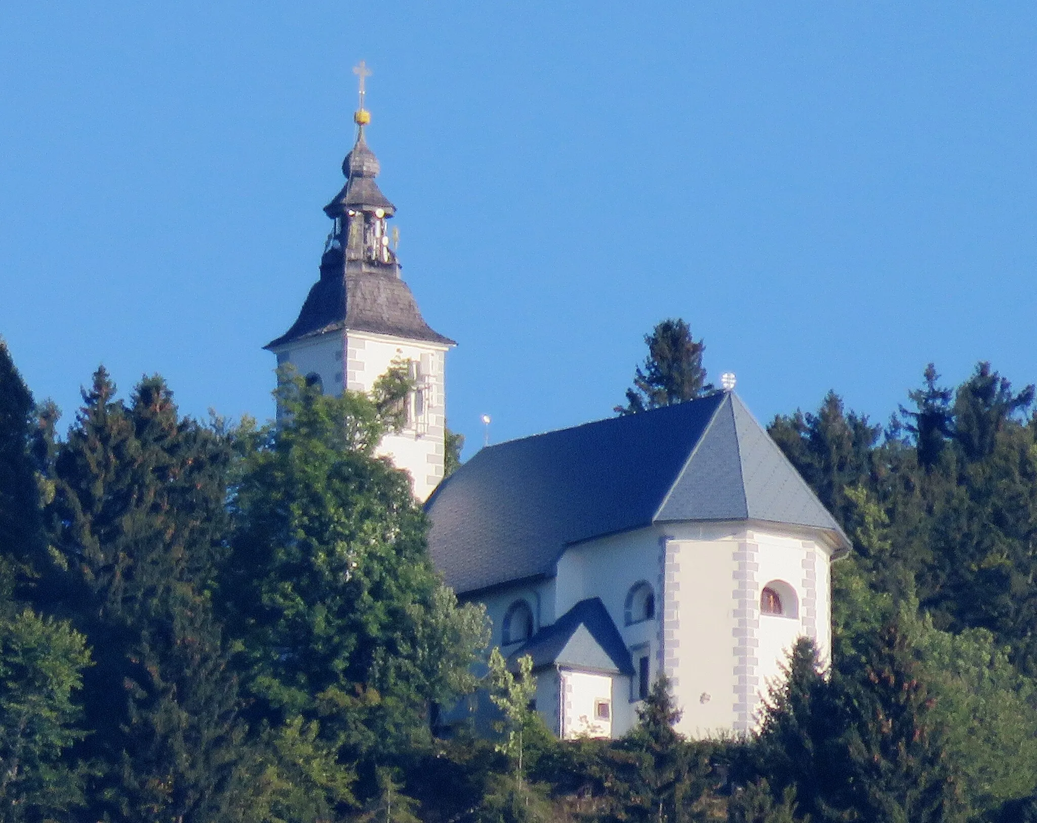 Photo showing: Assumption Church in Jazbine, Municipality of Gorenja Vas–Poljane, Slovenia