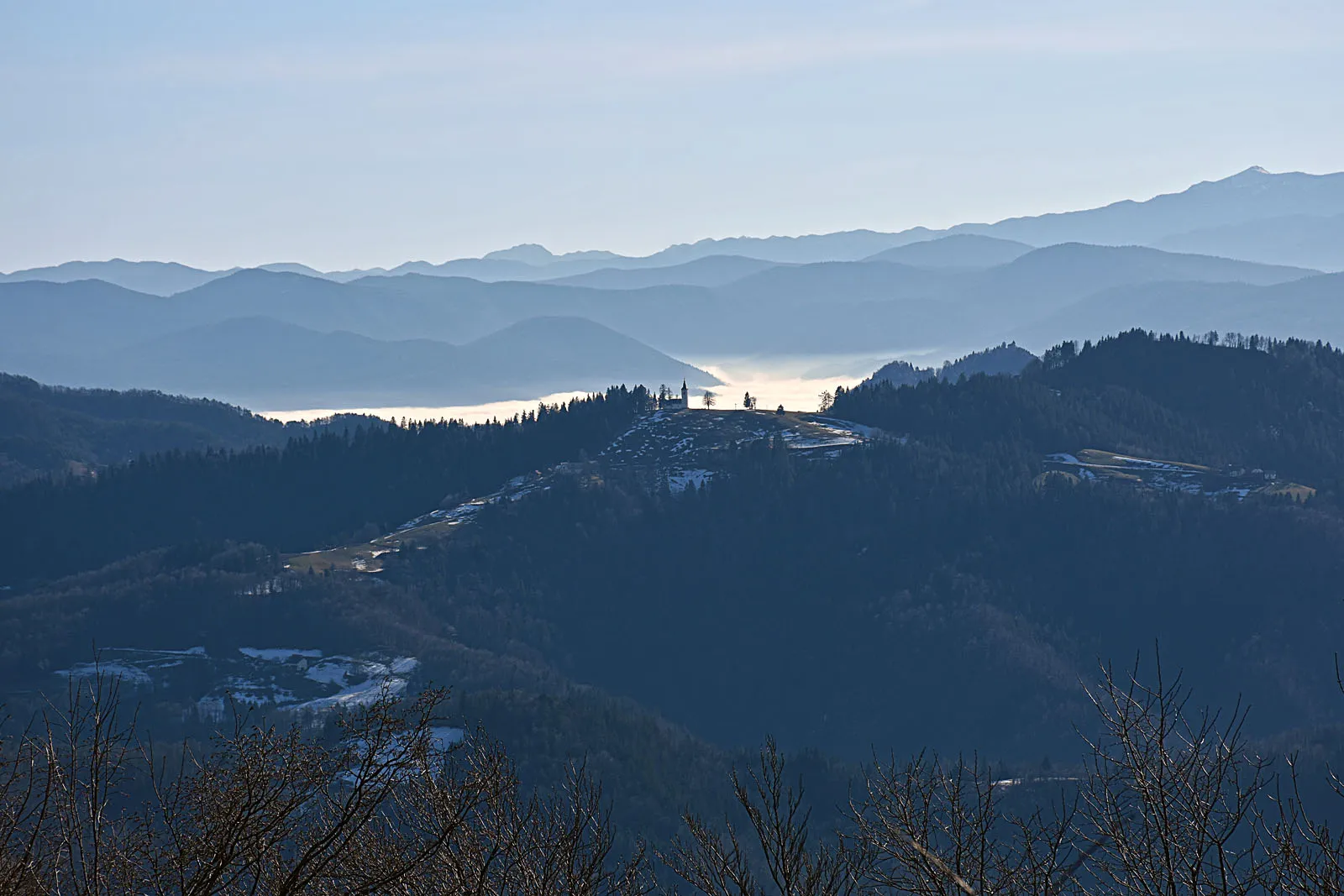 Photo showing: The church of Saint Oswald in the namesake hamlet (Sveti Ožbolt), photographed from the summit of Lubnik.