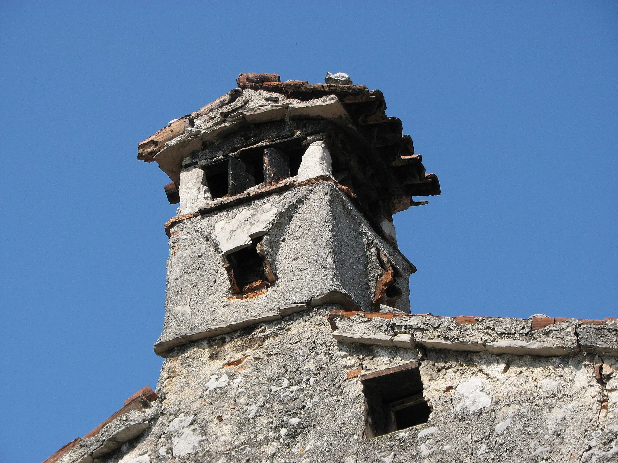 Photo showing: Štanjel; dimnik