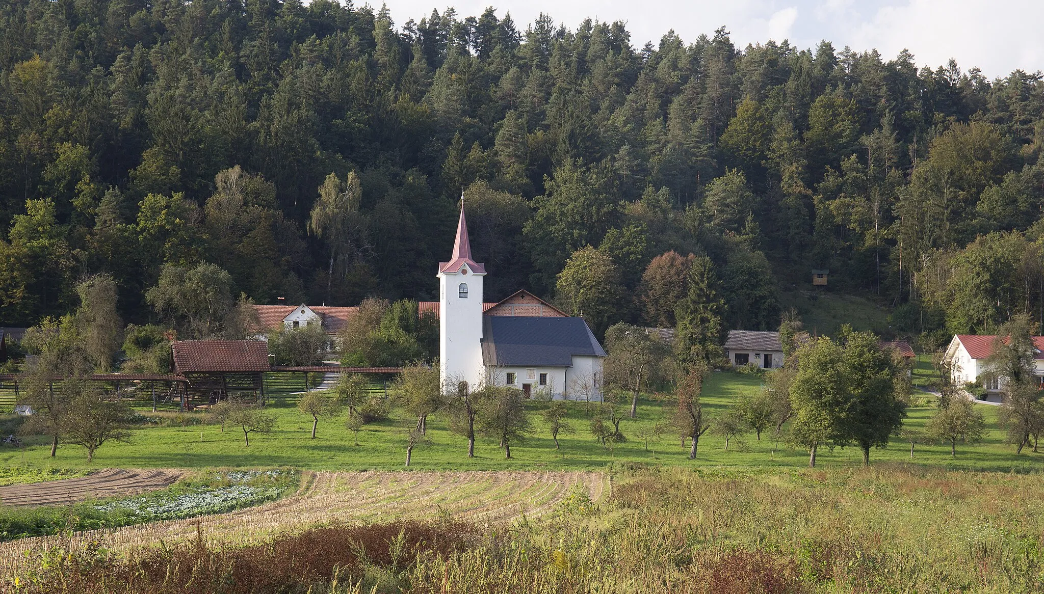 Photo showing: Cerkev sv. Katarine Aleksandrijske, Zaboršt pri Dolu, Slovenija.