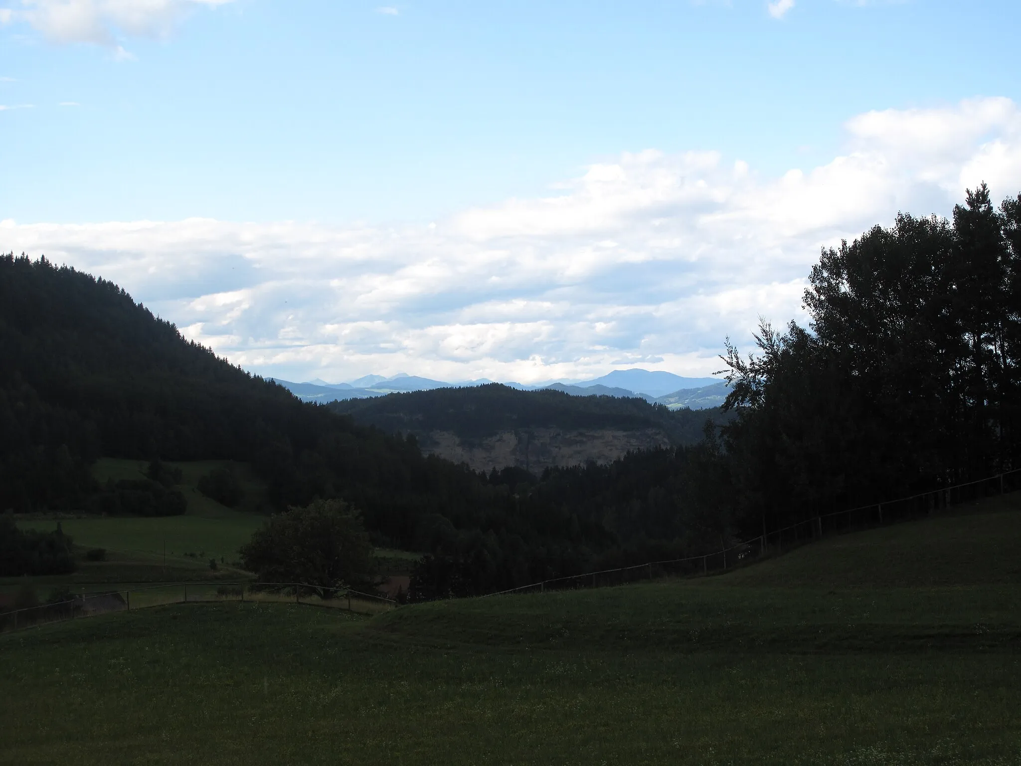 Photo showing: between Oberdörfl and Abtei, panorama