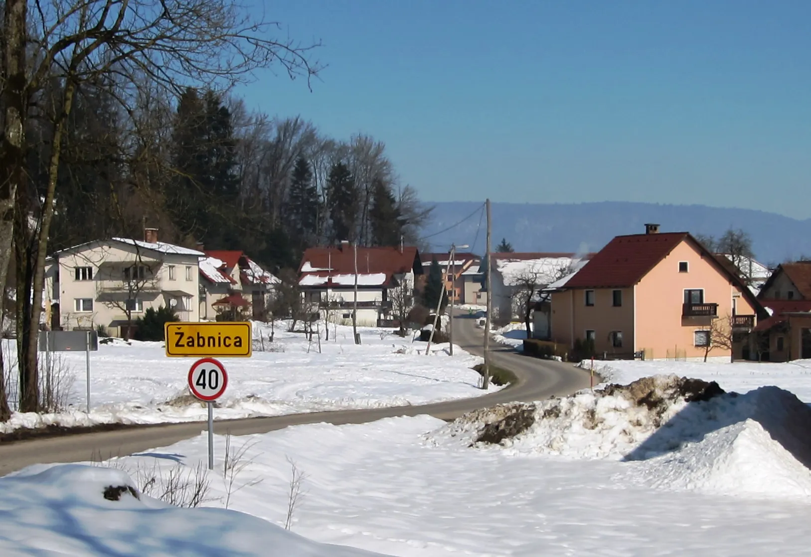 Photo showing: The settlement of Žabnica, Municipality of Brezovica, Slovenia