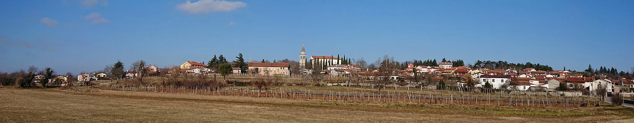 Photo showing: Komen, Karst (Kras), Slovenia