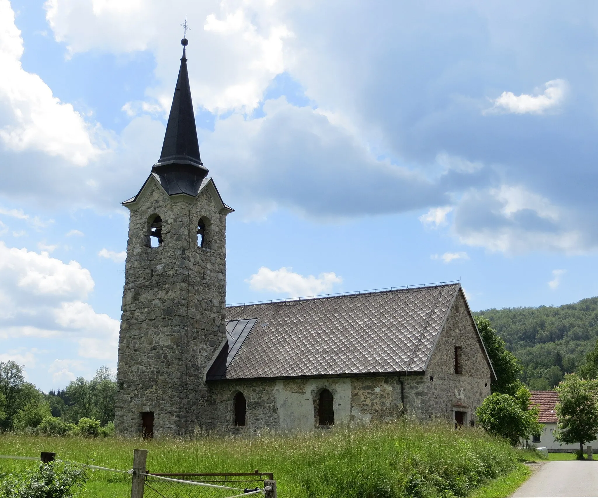 Photo showing: Saint Michael's Church in Polom, Municipality of Kočevje, Slovenia