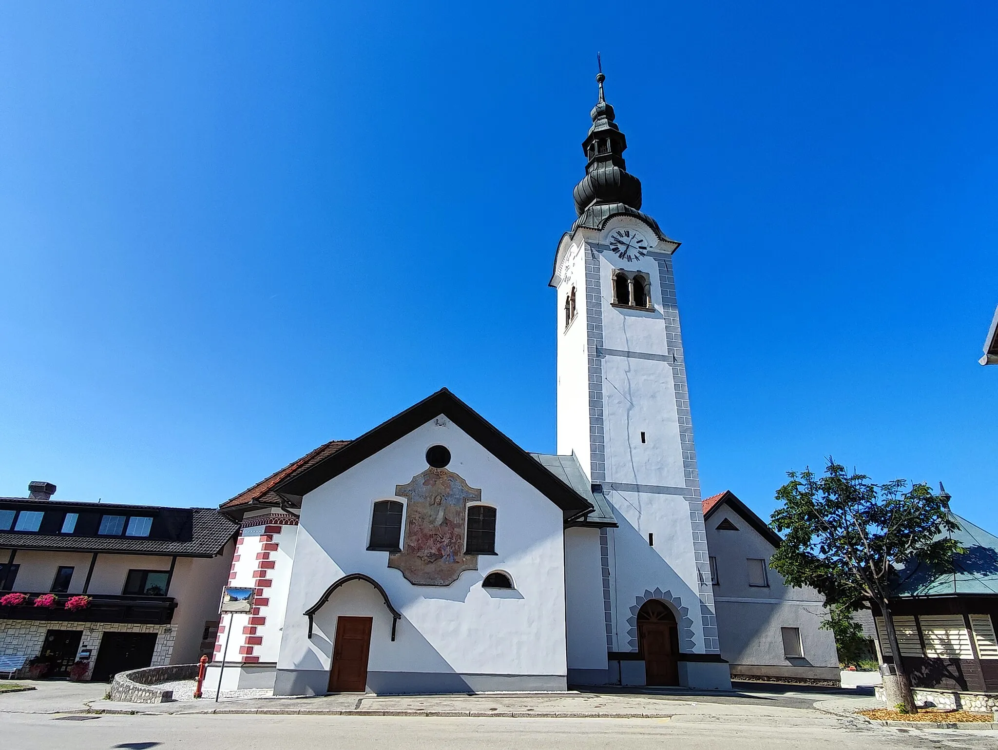 Photo showing: St. Matthew's church in Hrastje.
