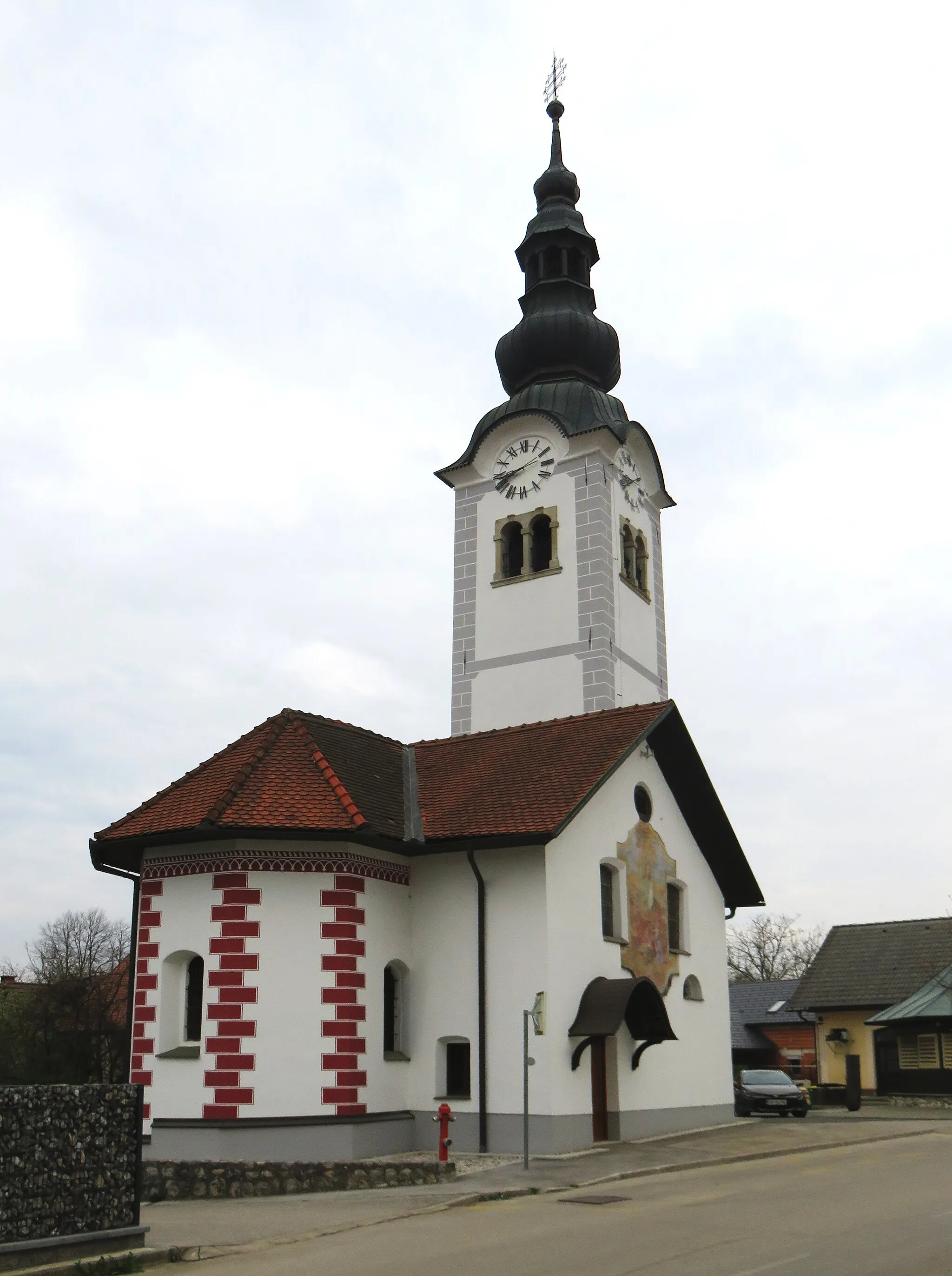 Photo showing: Saint Matthew's Church in Hrastje, Municipality of Kranj, Slovenia