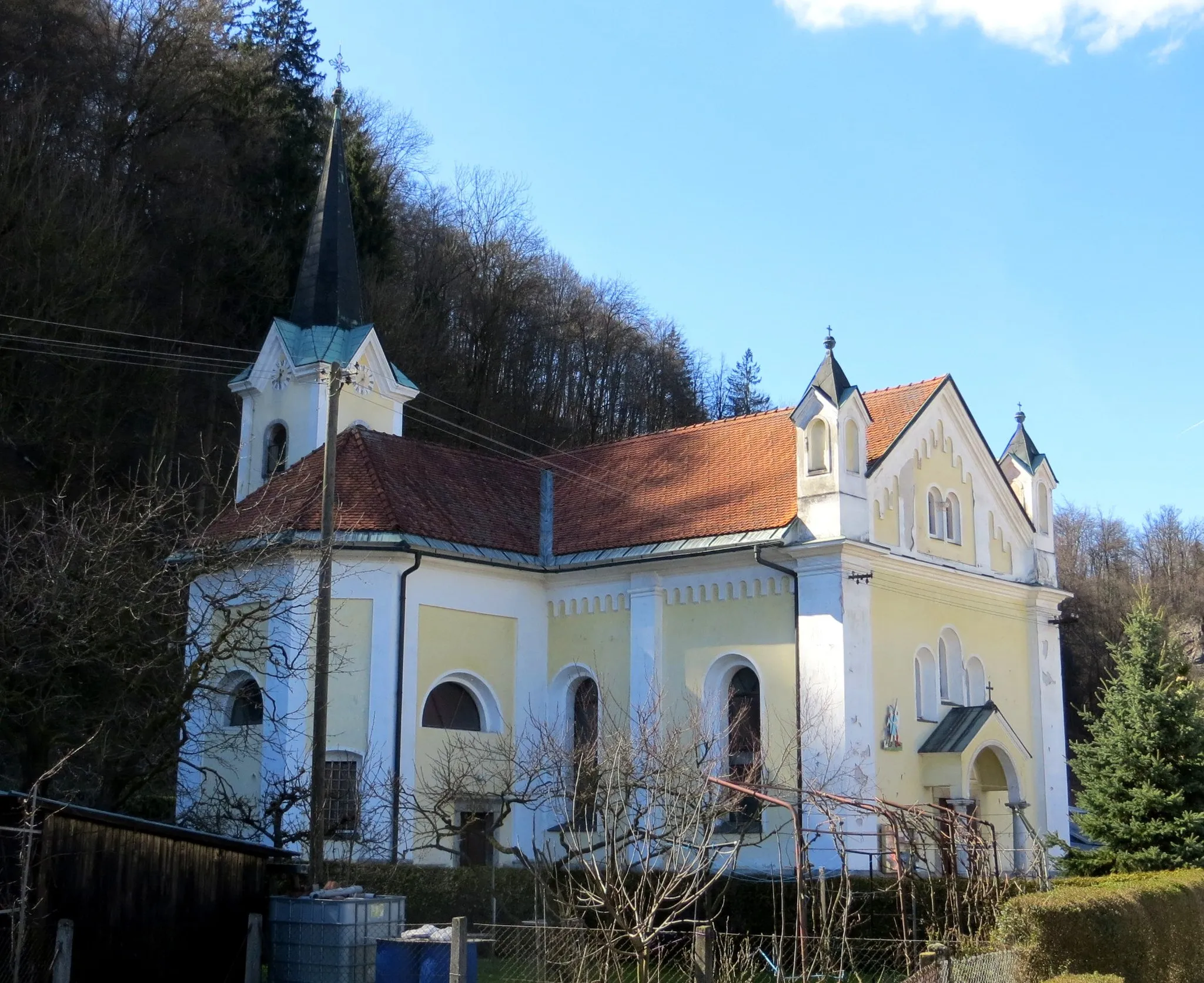 Photo showing: Saint Florian's Church in Trzin, Municipality of Trzin, Slovenia