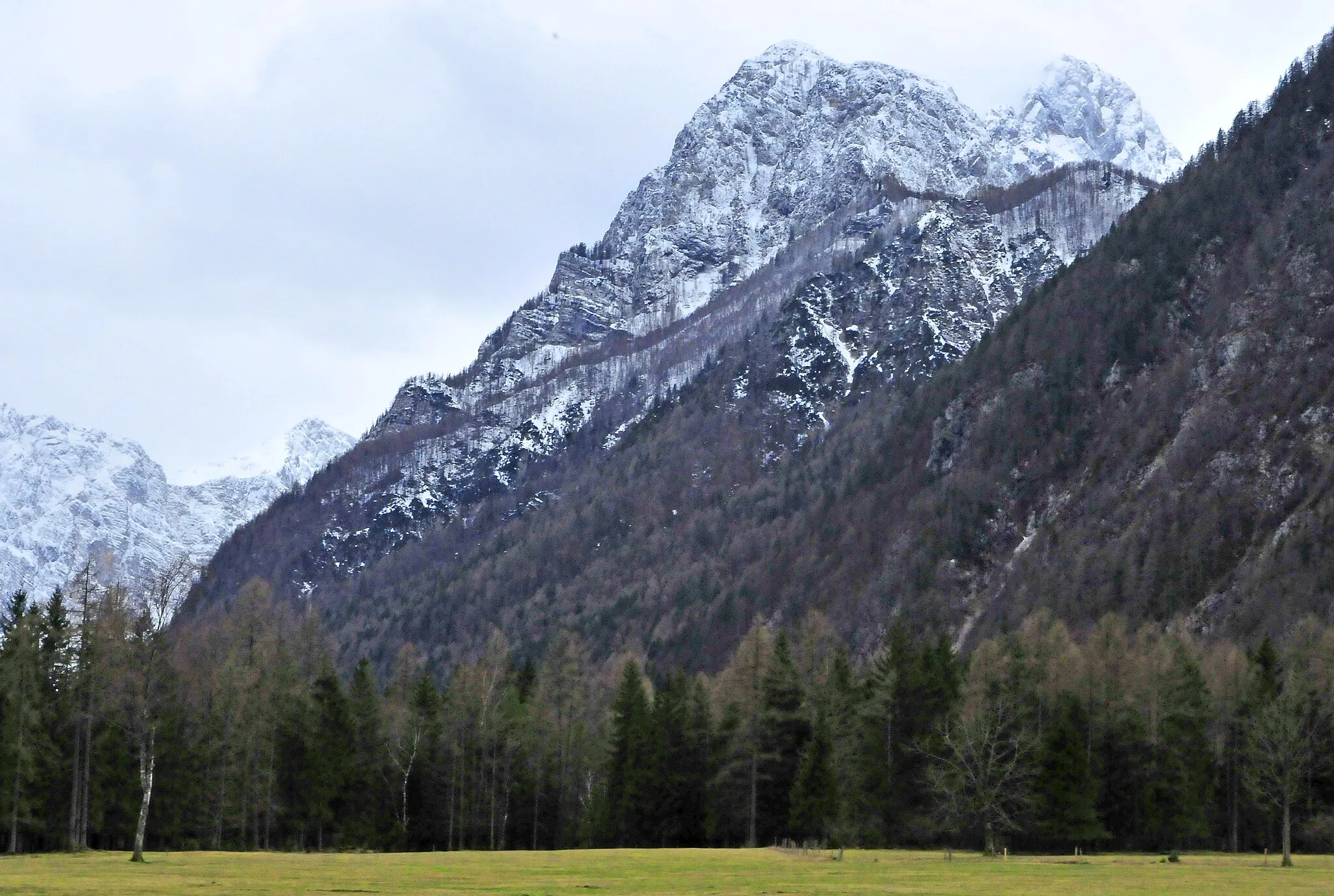 Photo showing: Krma Valley from north. Karnjska Gora, Upper Carniola, Slovenia