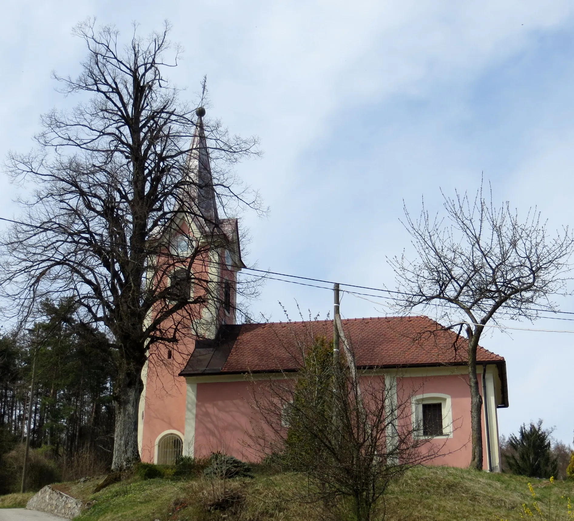 Photo showing: Saints Primus and Felician Church in Gradišče, Municipality of Škofljica, Slovenia