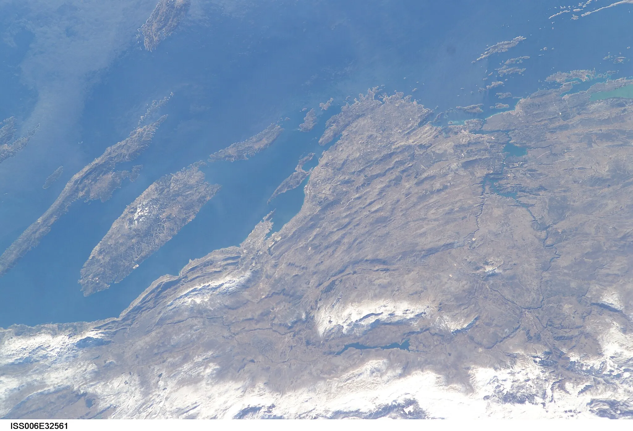 Photo showing: View of Croatia taken during ISS Expedition 6.