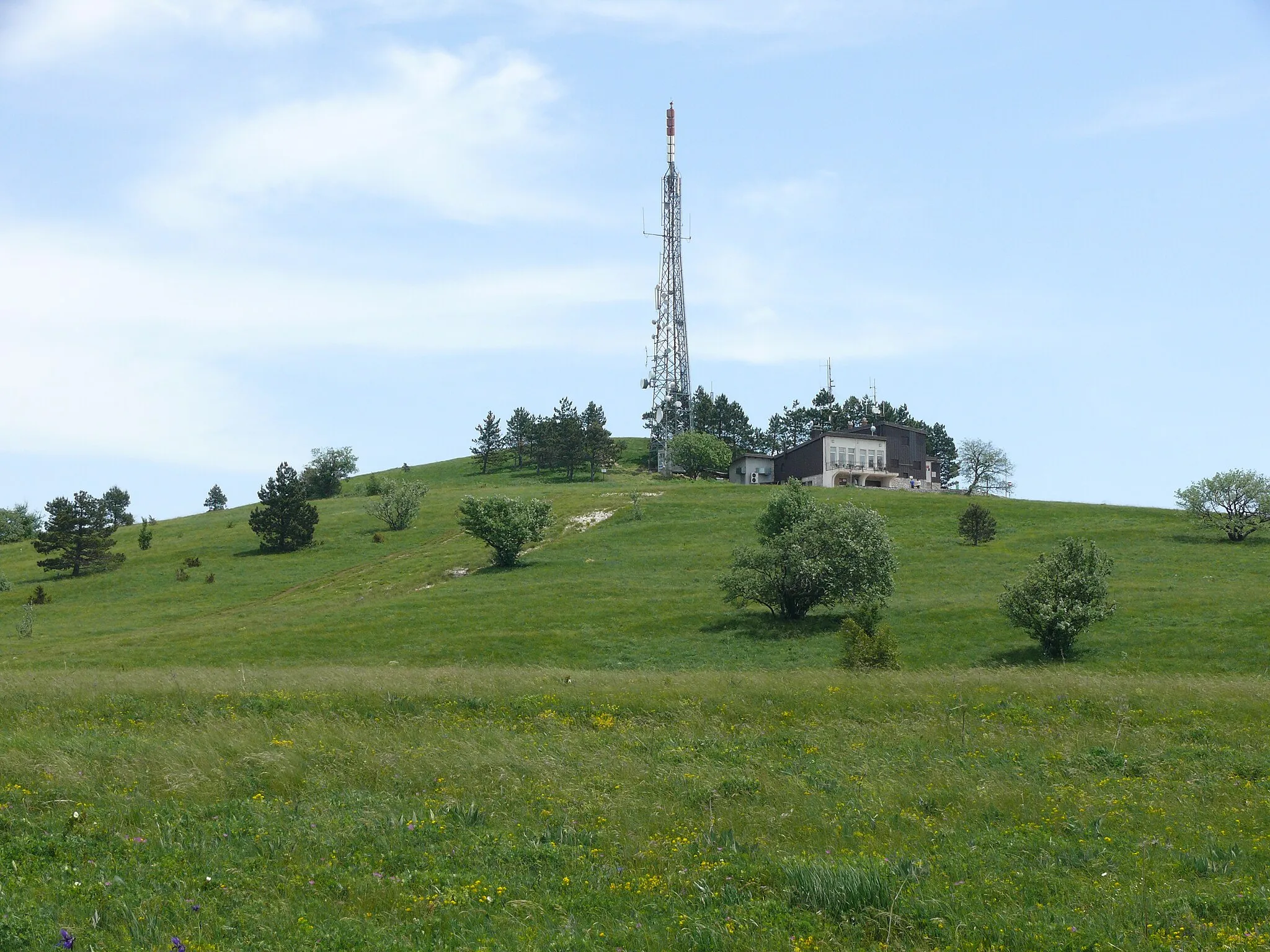 Photo showing: Sendeanlage auf dem Slavnik, Slovenien