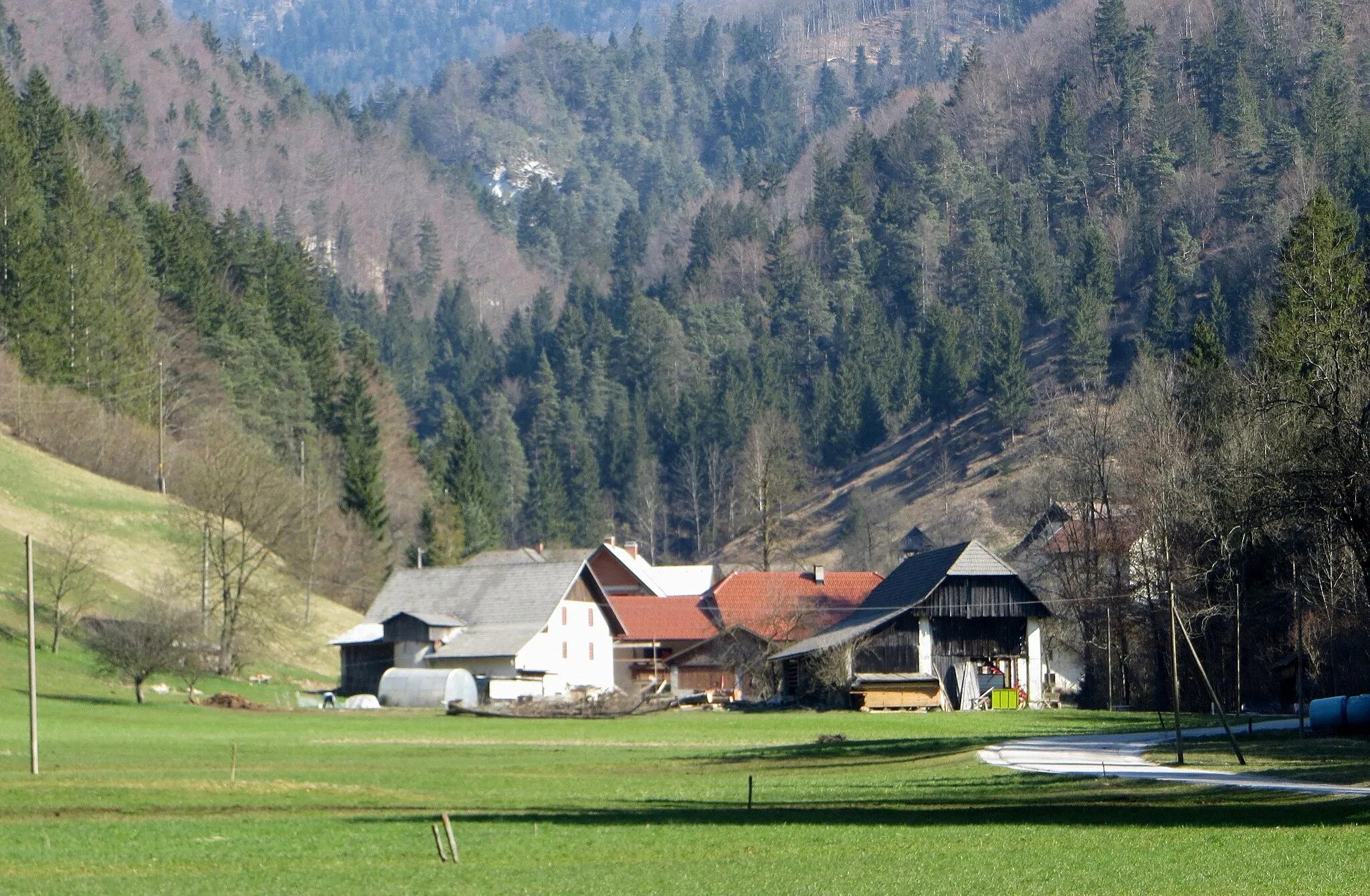 Photo showing: Kopačnica, Municipality of Gorenja Vas–Poljane, Slovenia