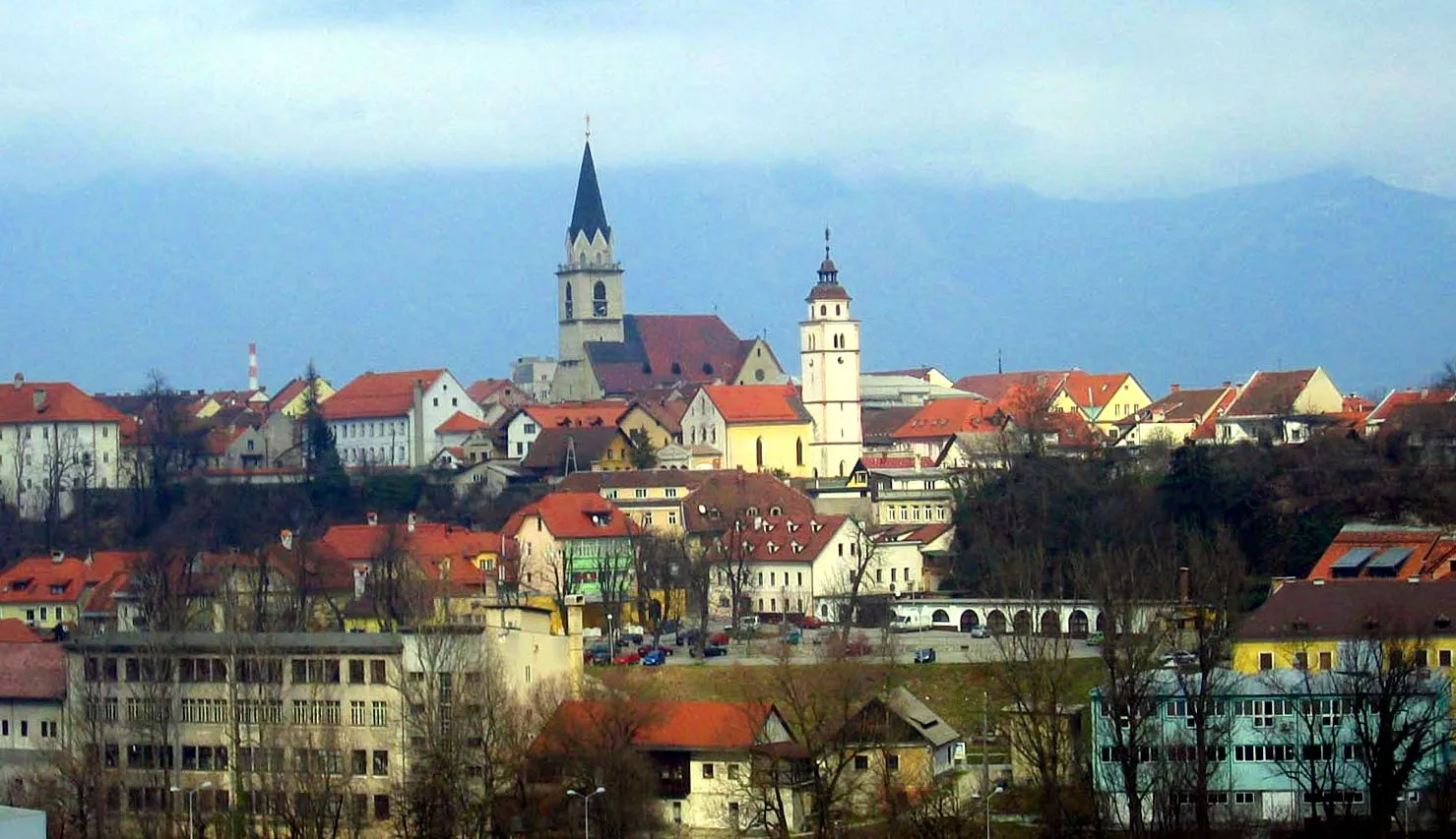 Photo showing: Kranj, city in Slovenia

photo:Ziga 15:08, 26 February 2007 (UTC)