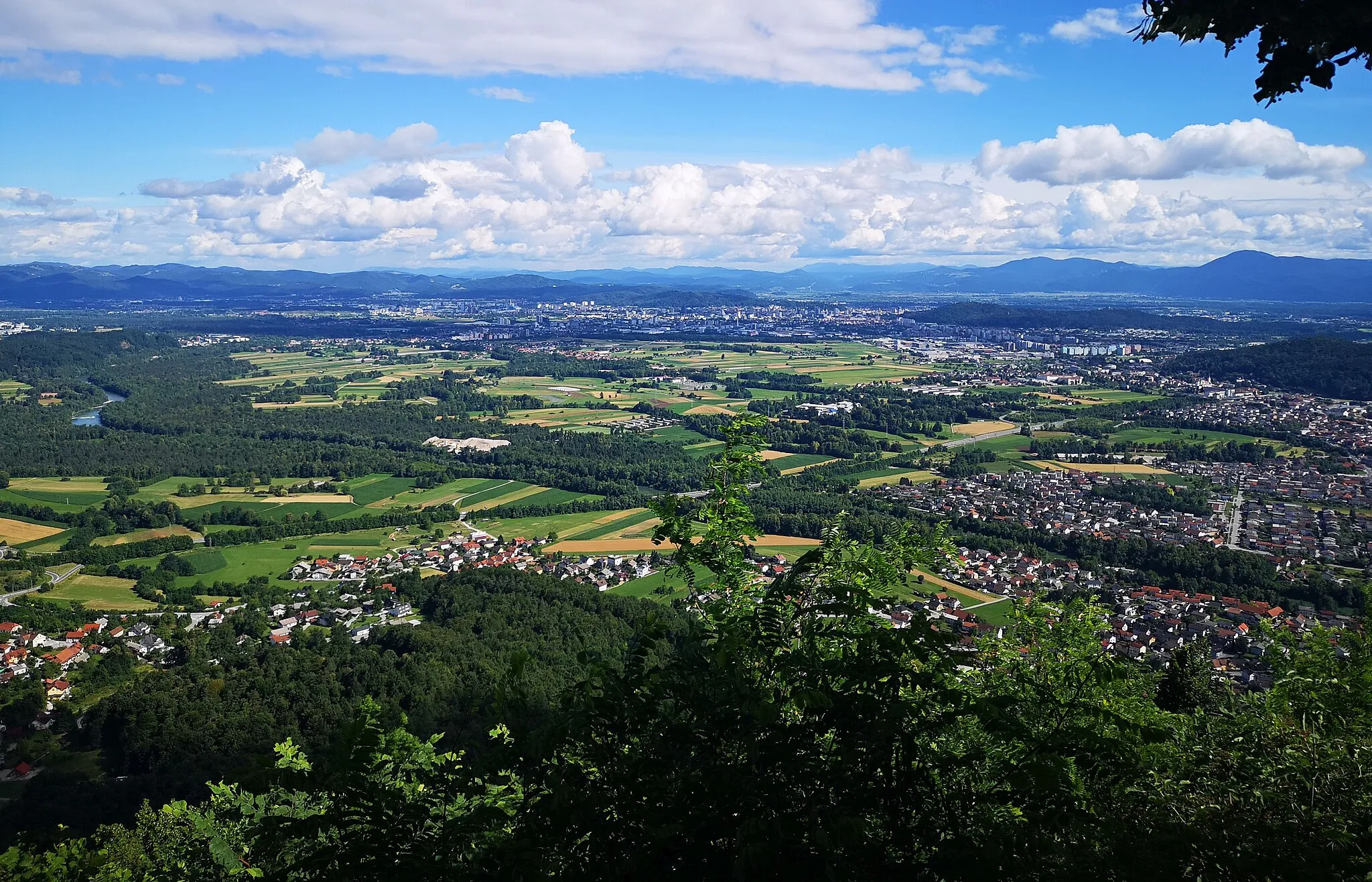 Photo showing: View of Ljubljana and its surroundings from Mount Saint Mary.