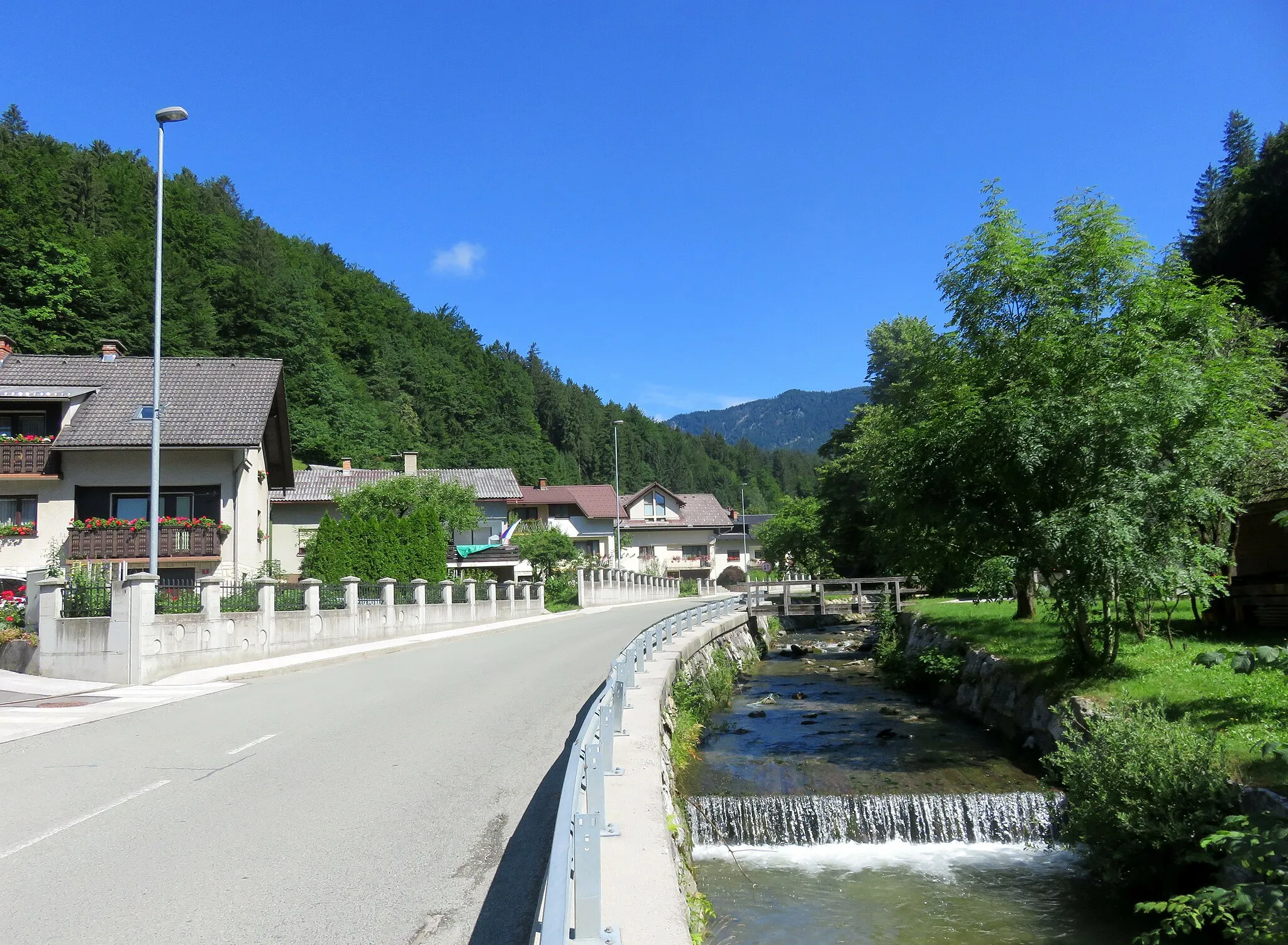 Photo showing: Češnjica, Municipality of Železniki, Slovenia