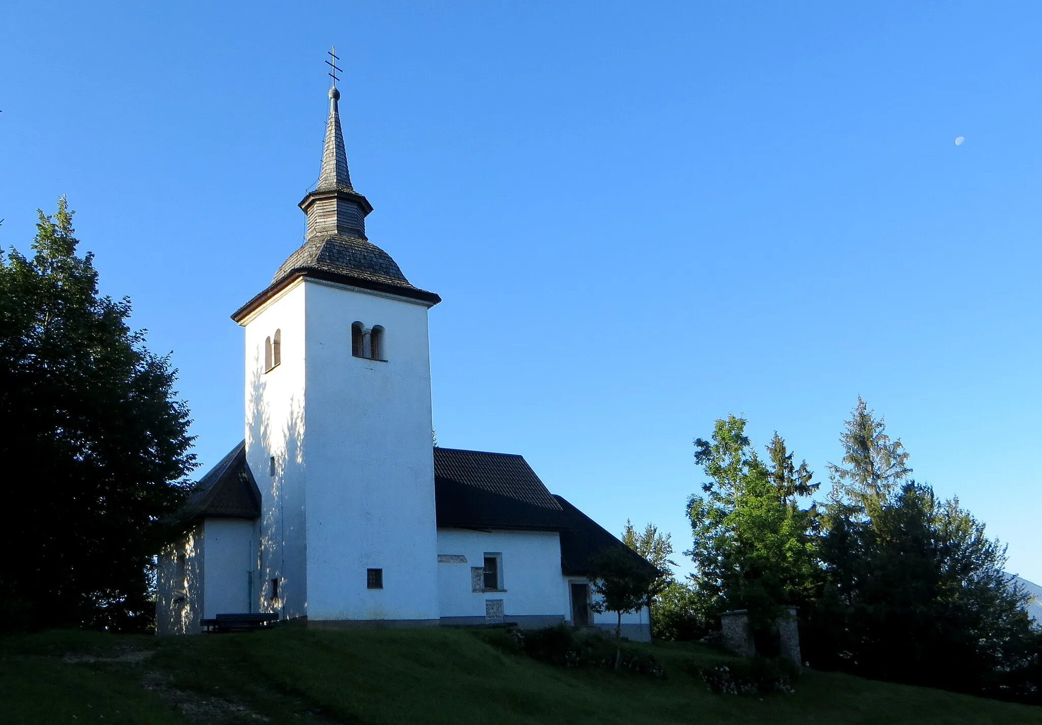 Photo showing: Saint Nicholas's Church in Golica, Municipality of Železniki, Slovenia
