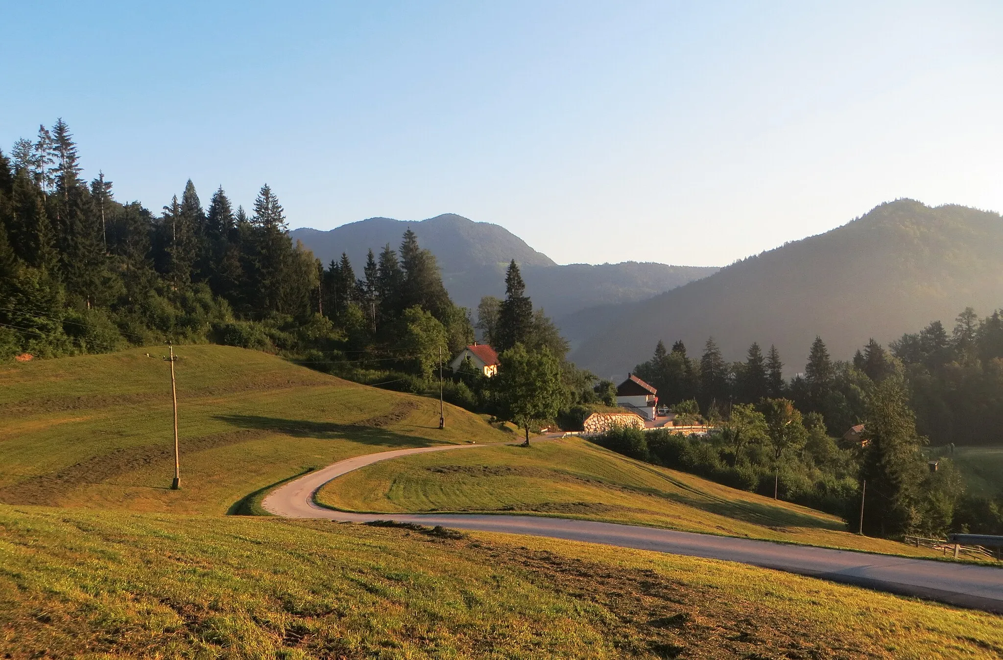 Photo showing: The Miže farm in the hamlet of Spodnja Golica in Golica, Municipality of Železniki, Slovenia