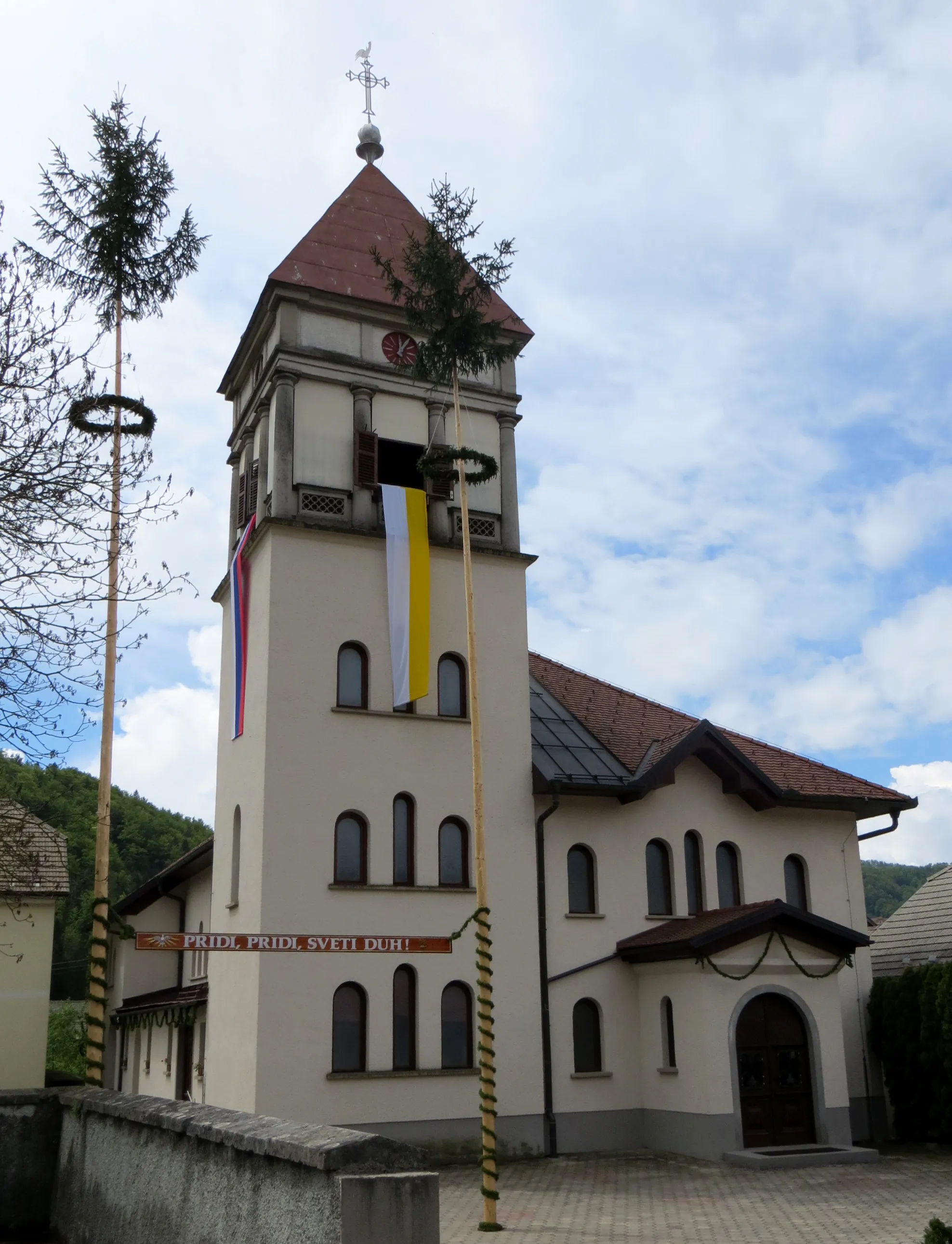 Photo showing: Saint Martin's Church in Šmartno v Tuhinju, Municipality of Kamnik, Slovenia