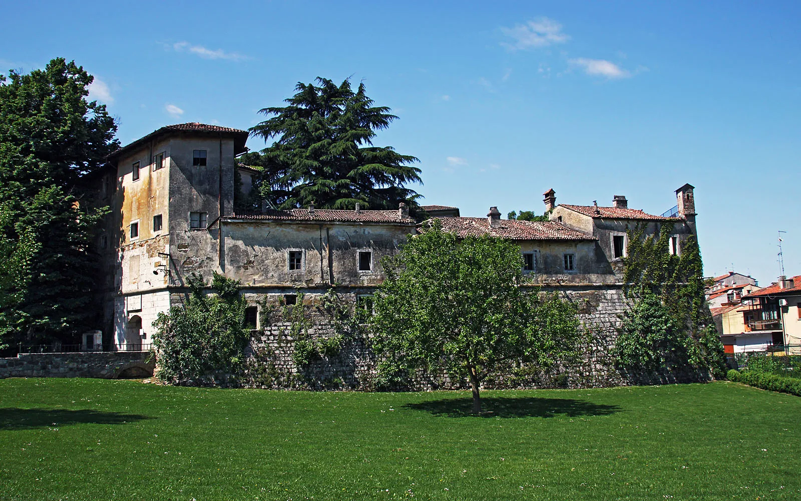 Photo showing: Gradisca d'Isonzo castle.