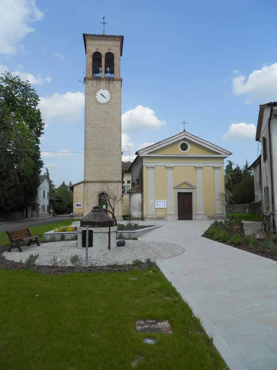 Photo showing: La chiesa di Ronchiettis, fraz. di Santa Maria la Longa