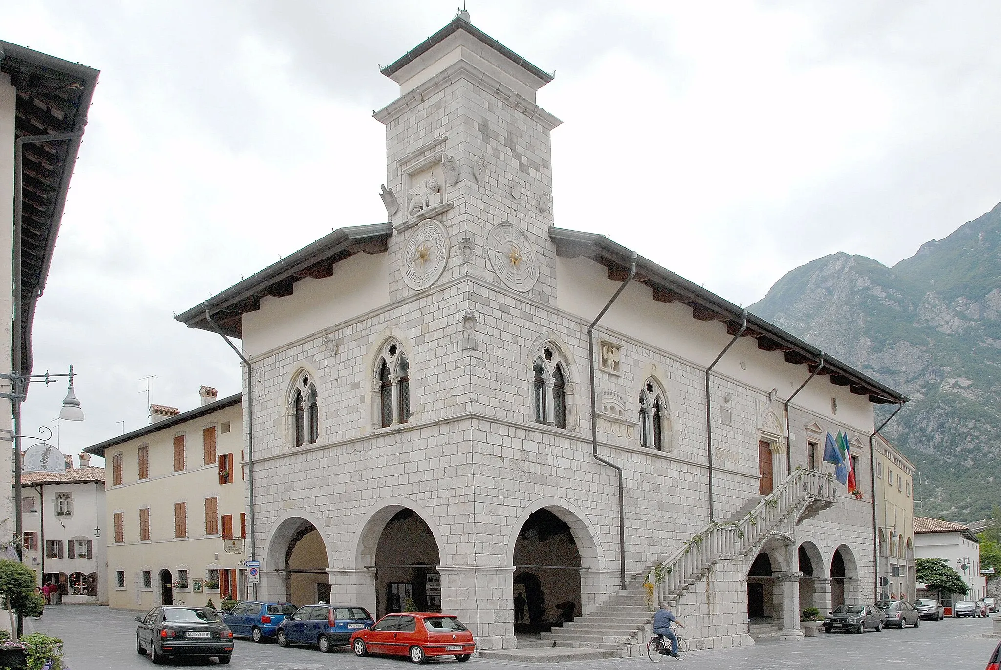 Photo showing: Municipal palace (Palazzo Comunale) of Venzone / Tagliamento valley / Friuli-Venezia Giulia / Italy / EU.
